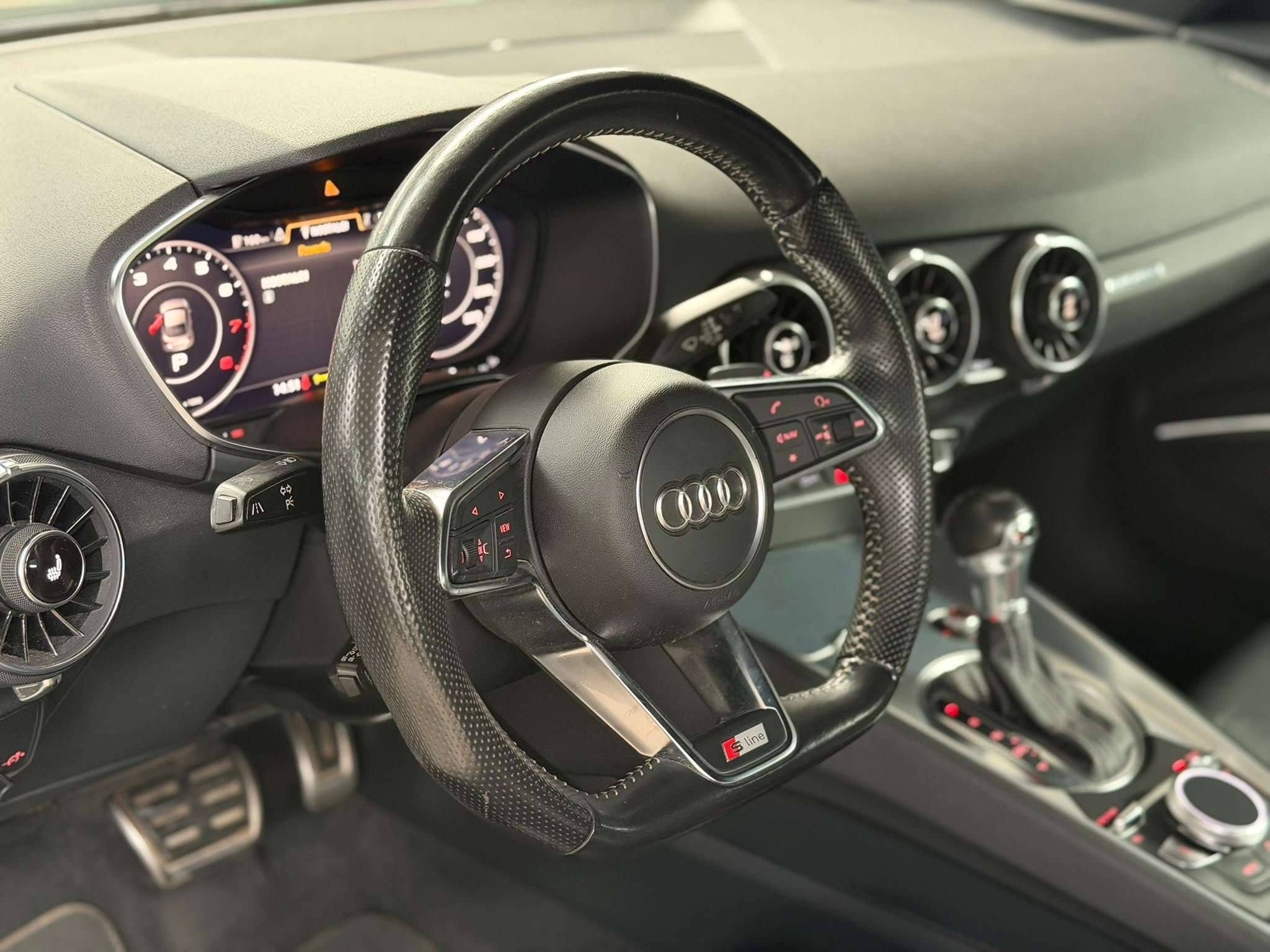 Audi TT 2.0 TFSI Quattro S tronic * S LINE *