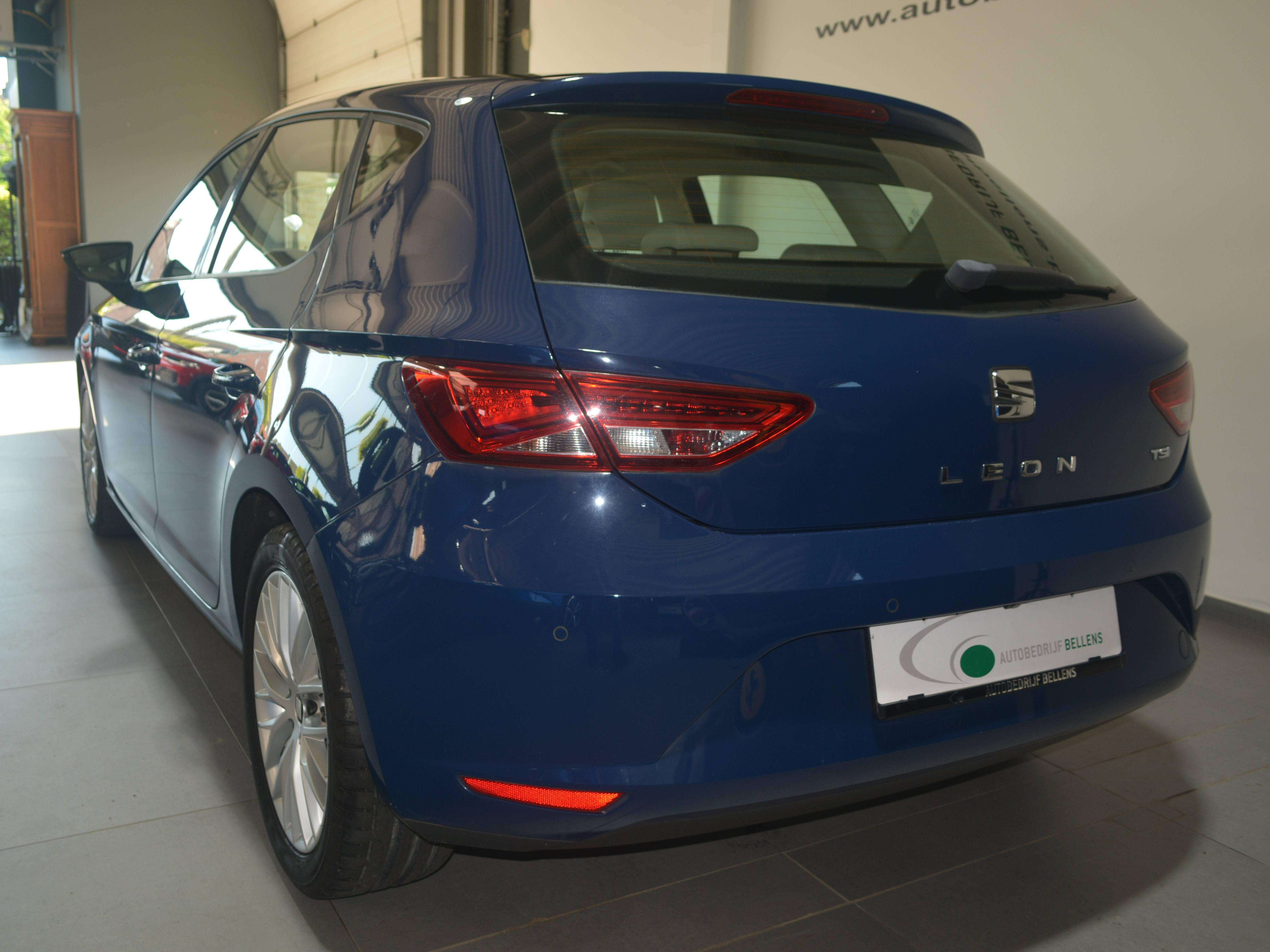SEAT Leon Leon 1.2 TSI Connect DSG AUTOMAAT / LEDER / NAVI + CAMERA