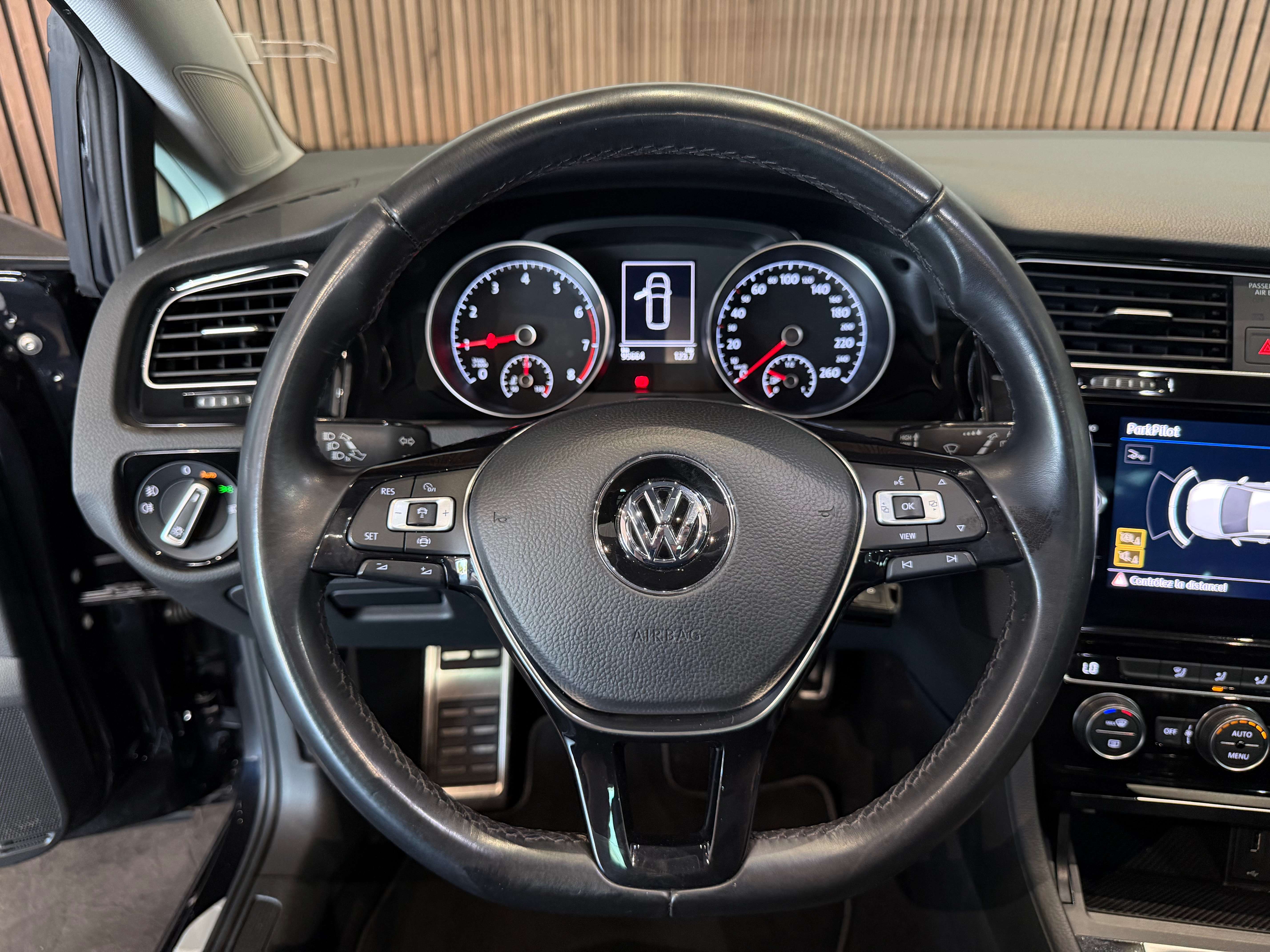 Volkswagen Golf 1.0 TSI Join - GARANTIE 12MOIS - TOIT OUVRANT