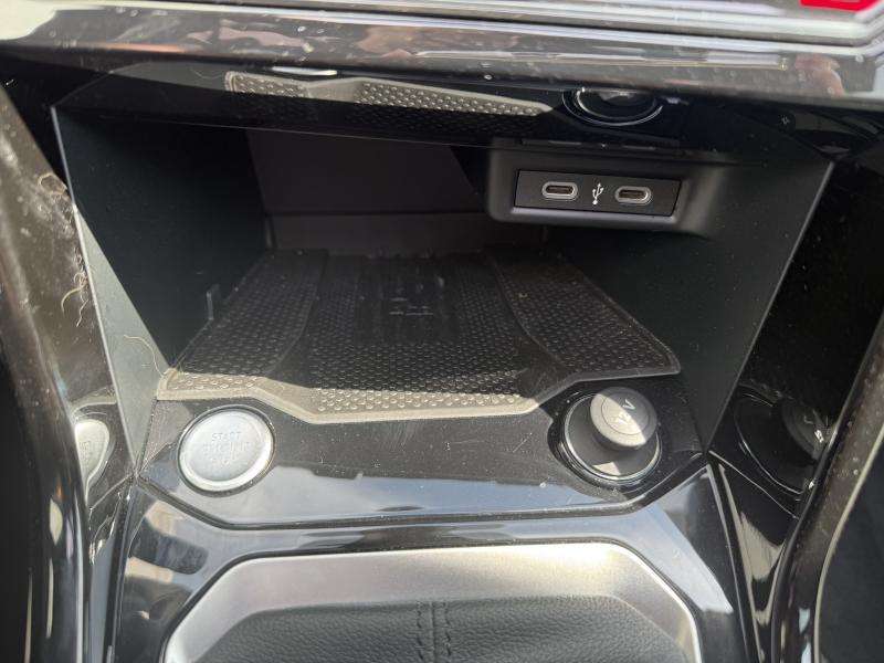 Volkswagen T-Roc R Line