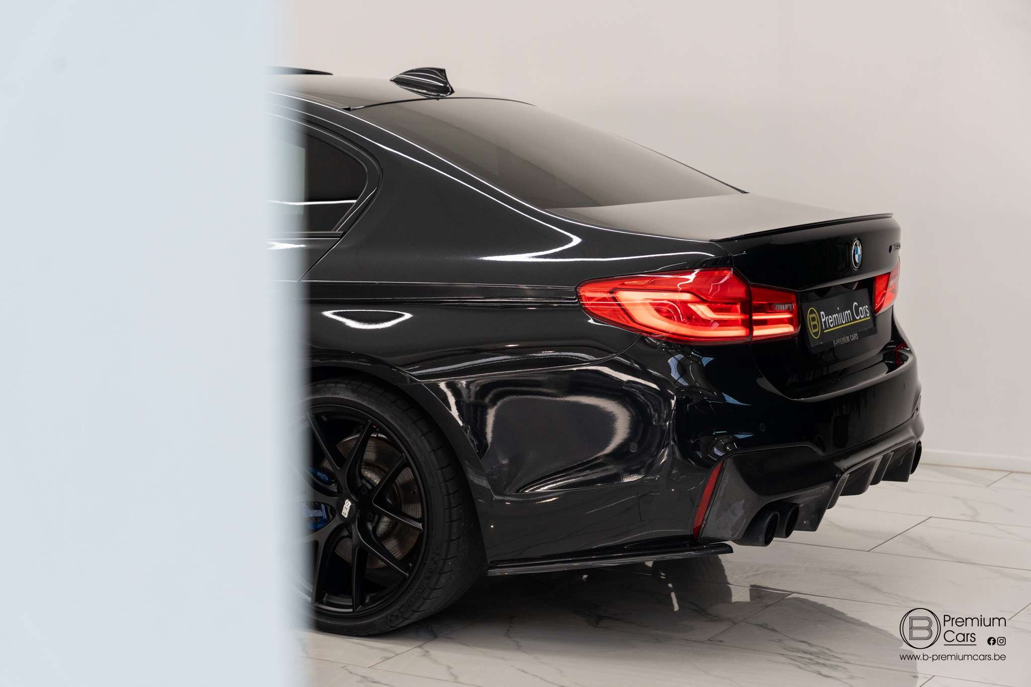 BMW 550 i Individual! FULL OPTIONS! Ac schnitzer!