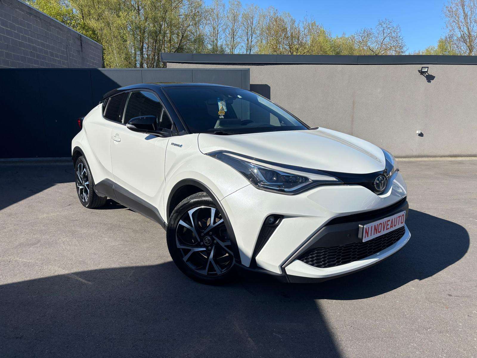 Toyota C-HR 1.8i VVT-i Hybrid C-Lub E-CVT*CAM  HYBRIDE+BENZINE
