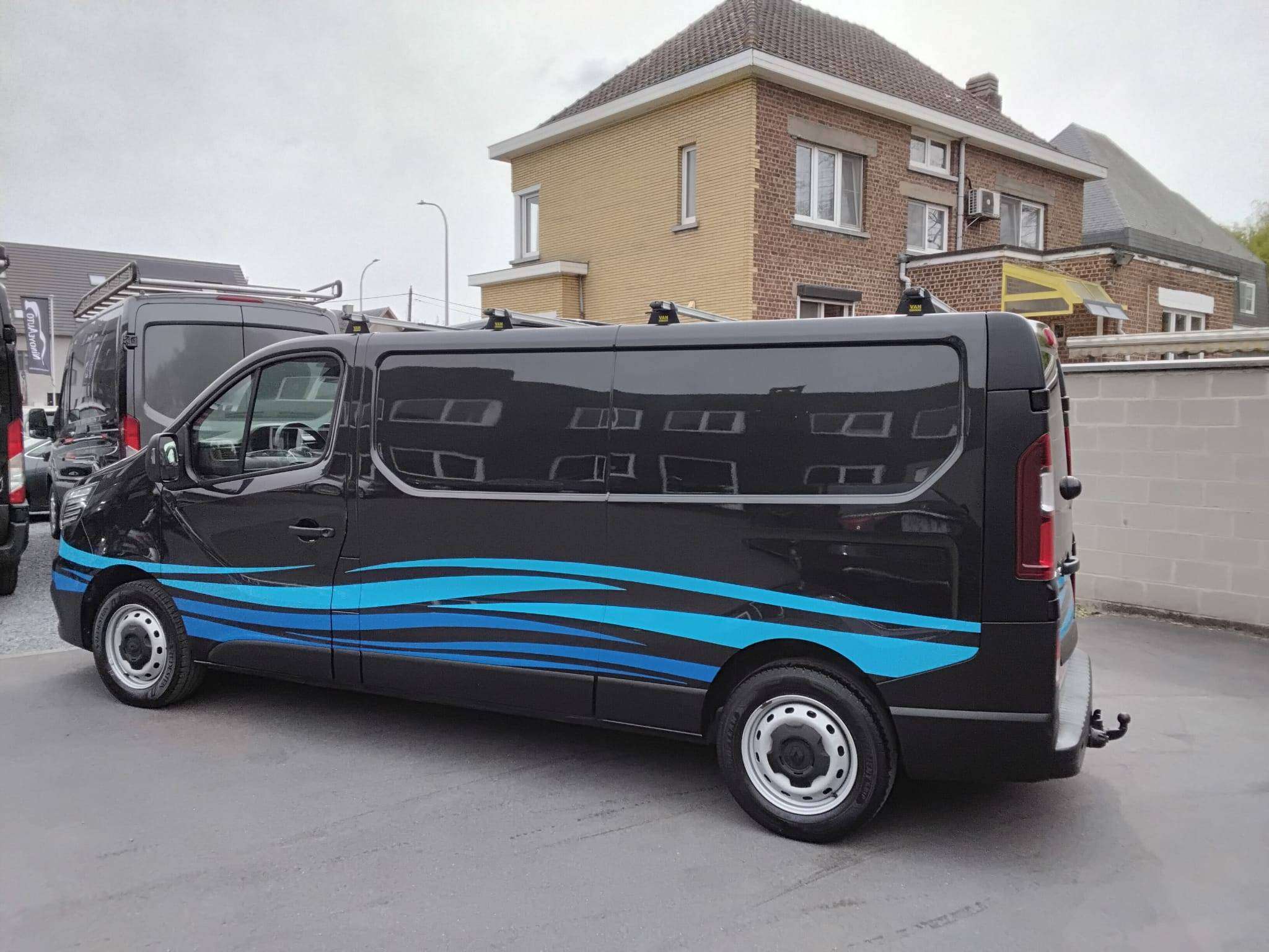 Renault Trafic L2  3PL TREKHAAK CARPLAY BLUET AIRCO CRUISE PARKHULP