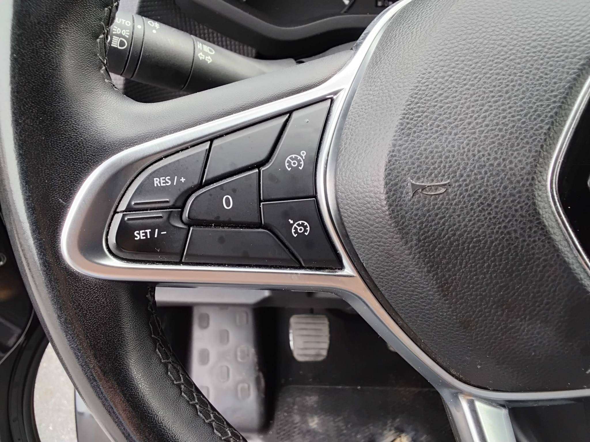 Renault Trafic L2  3PL TREKHAAK CARPLAY BLUET AIRCO CRUISE PARKHULP