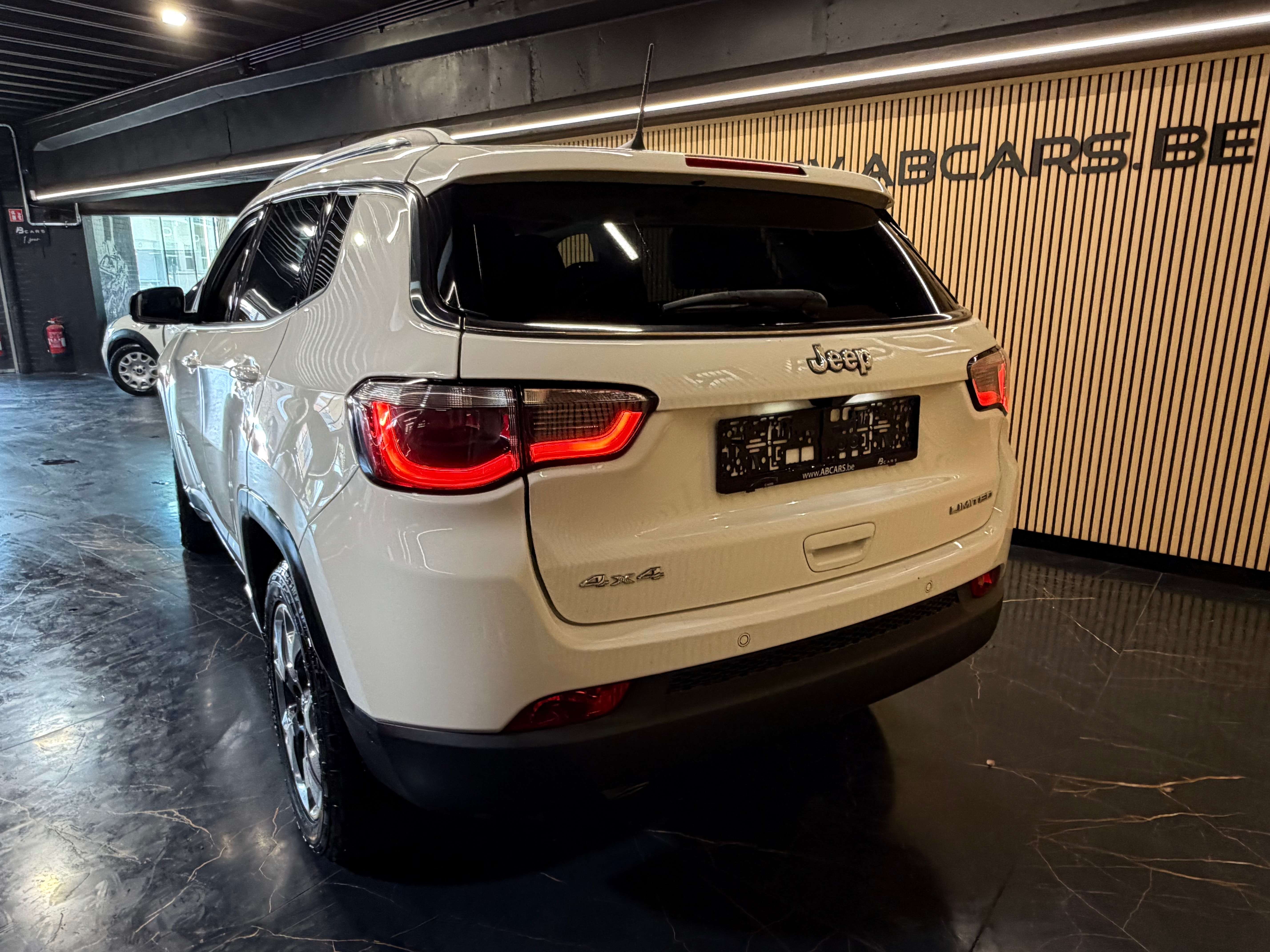 Jeep Compass 2.0 MJD LIMITED 4X4 ** GARANTIE 12 MOIS **