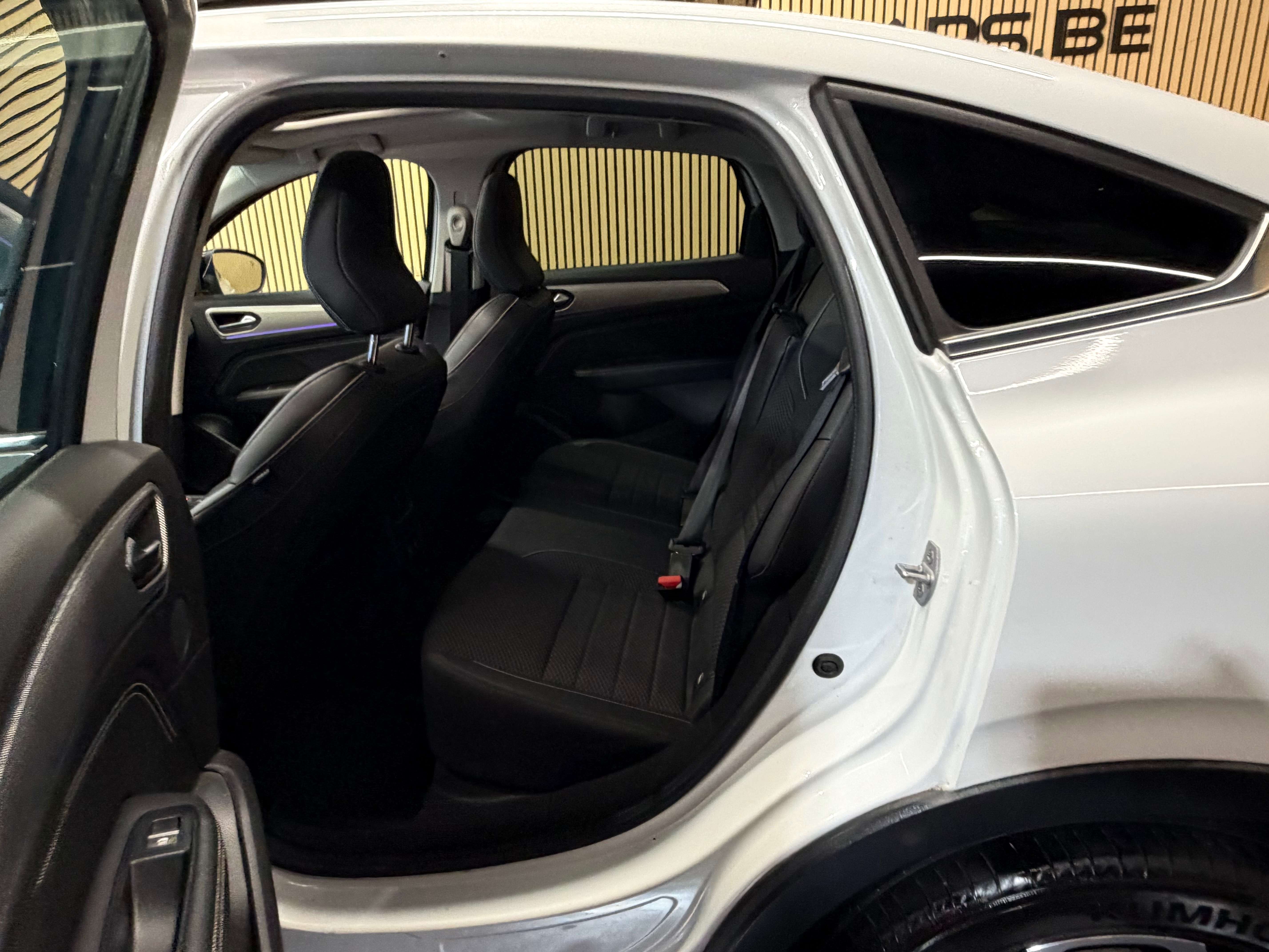 Renault Arkana 1.3 TCE  ** BOITE AUTO - SPO R T LINE ** GARANTIE 12 MOIS **