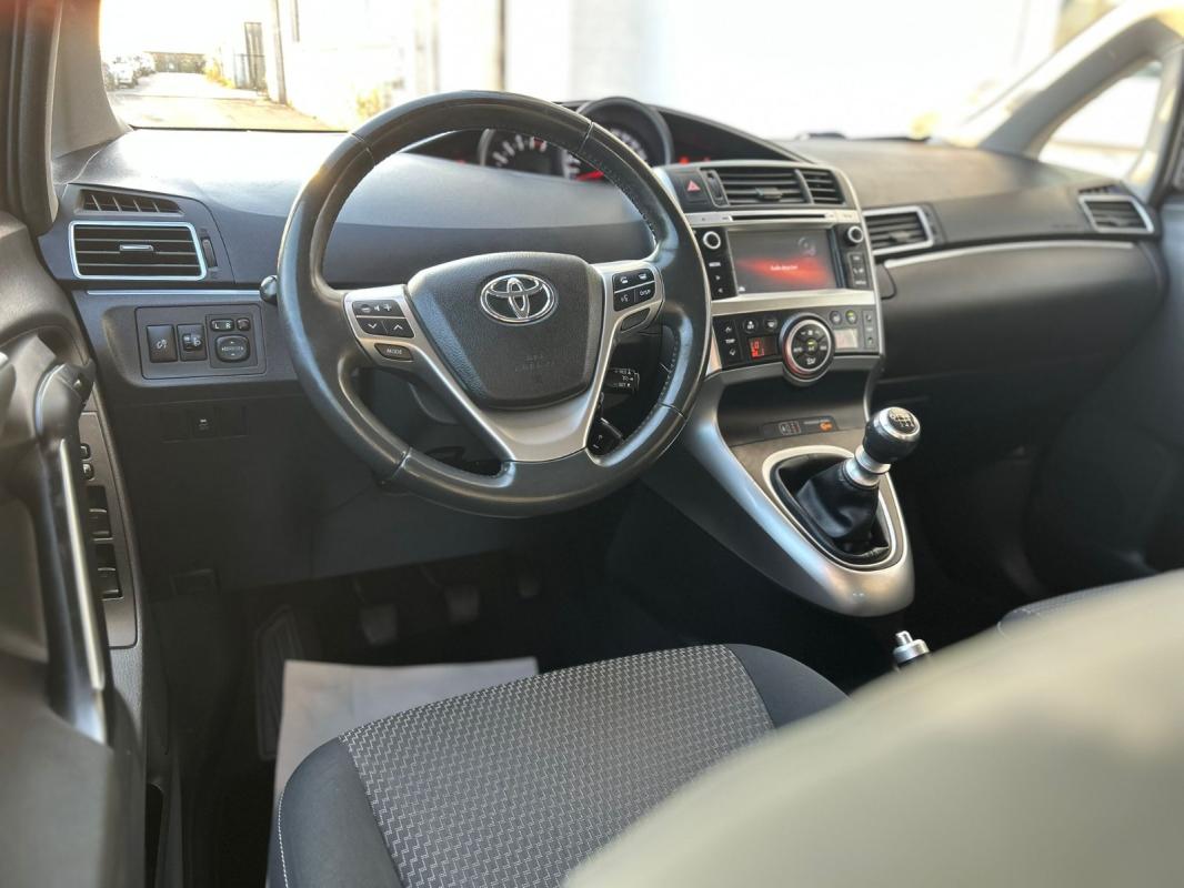 Toyota Verso SkyBlue
