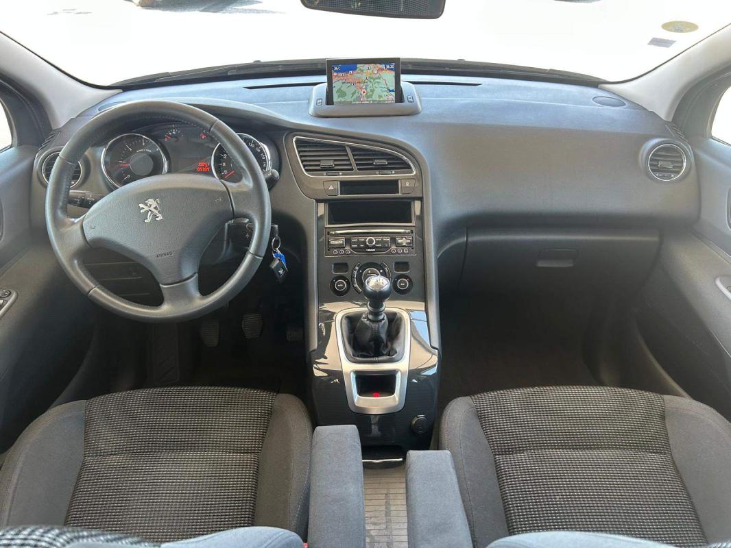 Peugeot 5008 1.6 HDi 112ch FAP BVM6 Active 7pl