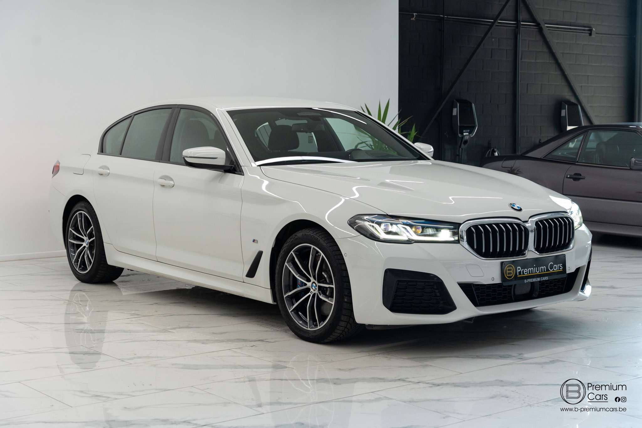 BMW 530 E hybrid M-Pakket BTW! FULL OPTIONS!