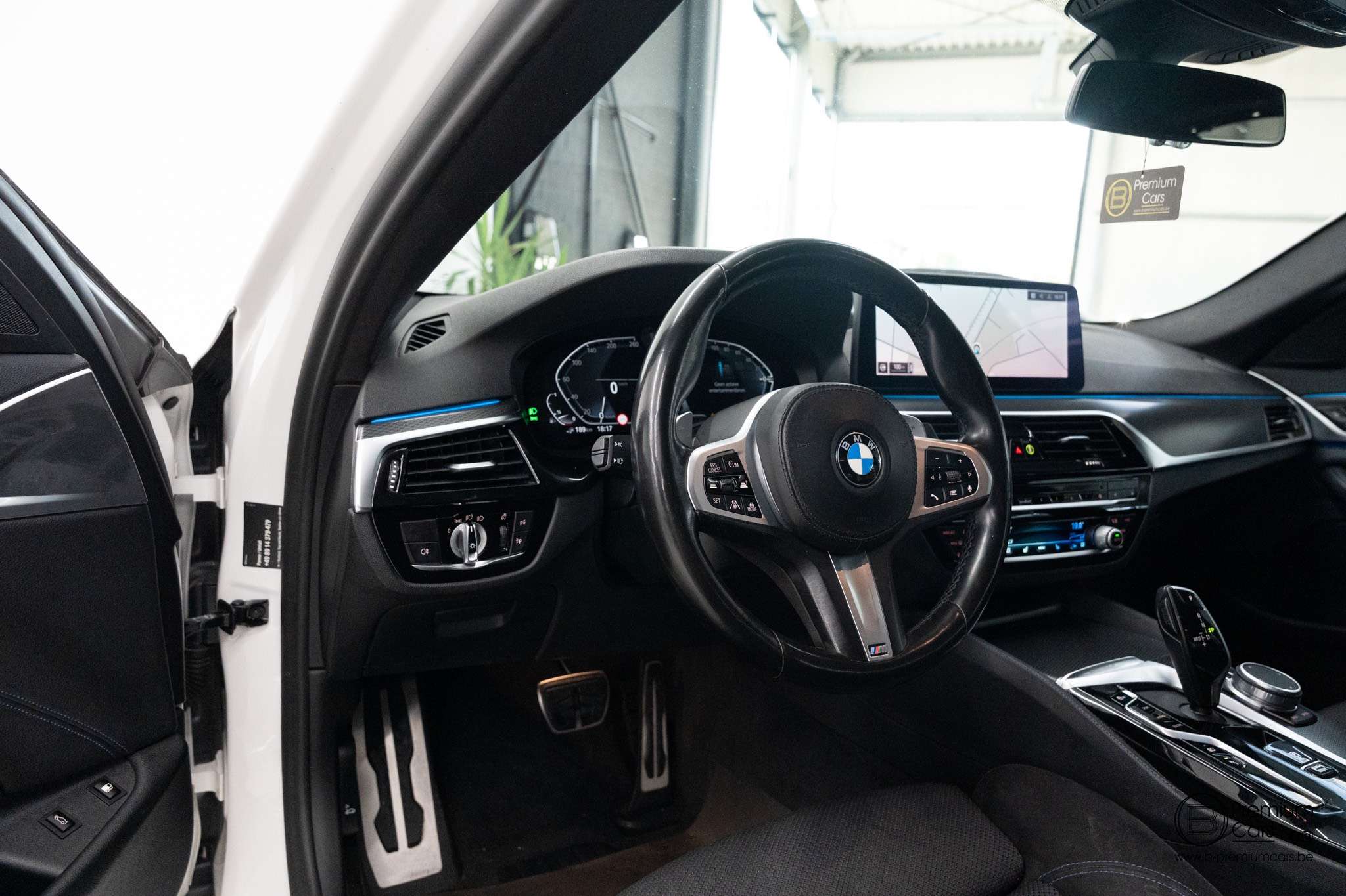 BMW 530 E hybrid M-Pakket BTW! FULL OPTIONS!