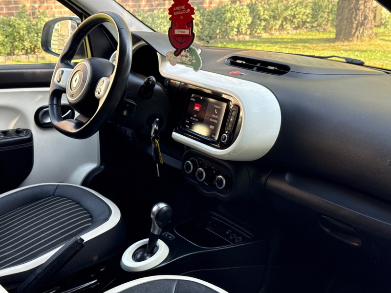 Renault TWINGO III 0.9 TCE 95CH INTENS EDC - 20 AUTOMATIQUE // 2020 // 82.000KM