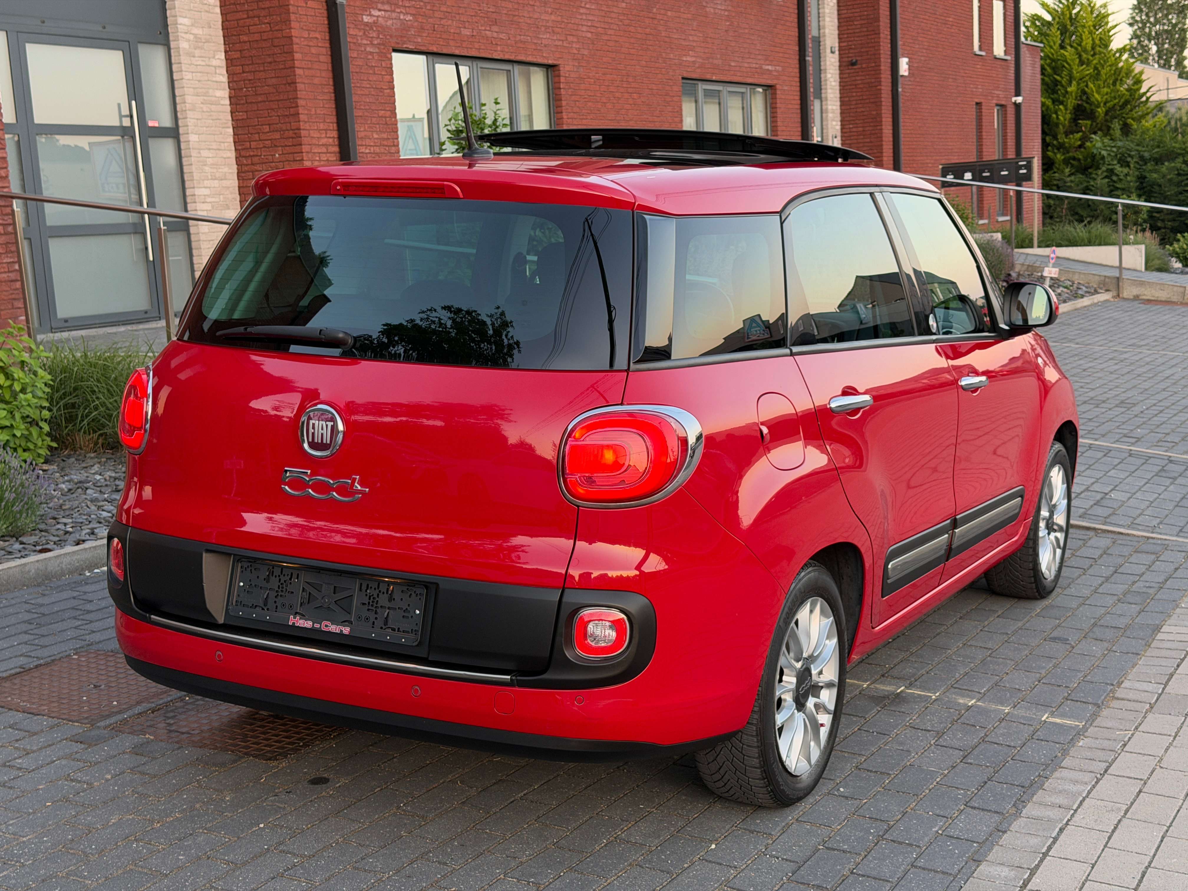 Fiat 500L ( 7 Places ) 0.9 Twin Air 105Ch 140.891Km CT Ok