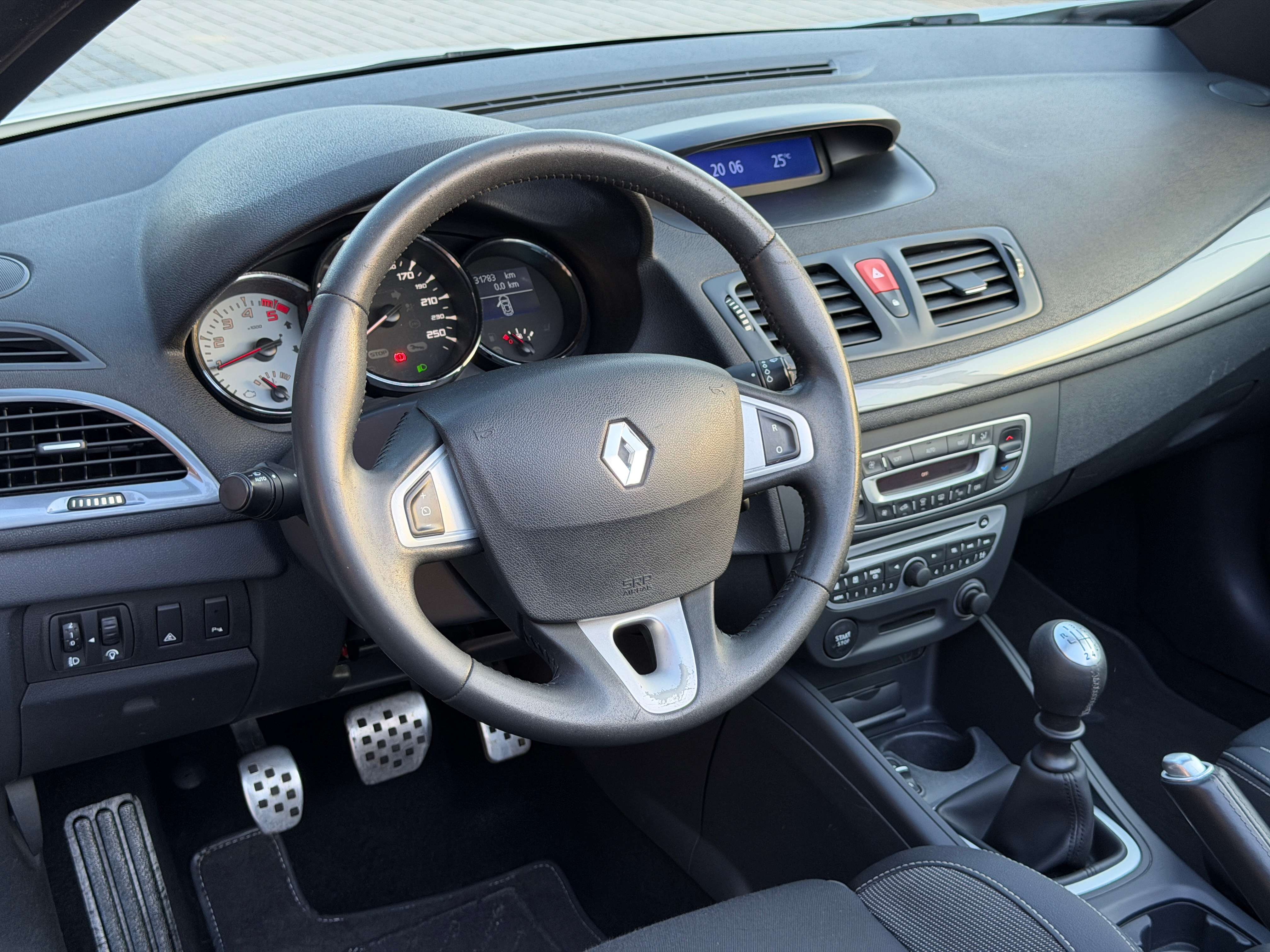 Renault Megane ( Cabrio ) GT Line 2011 ( 131.783Km ) CT Ok