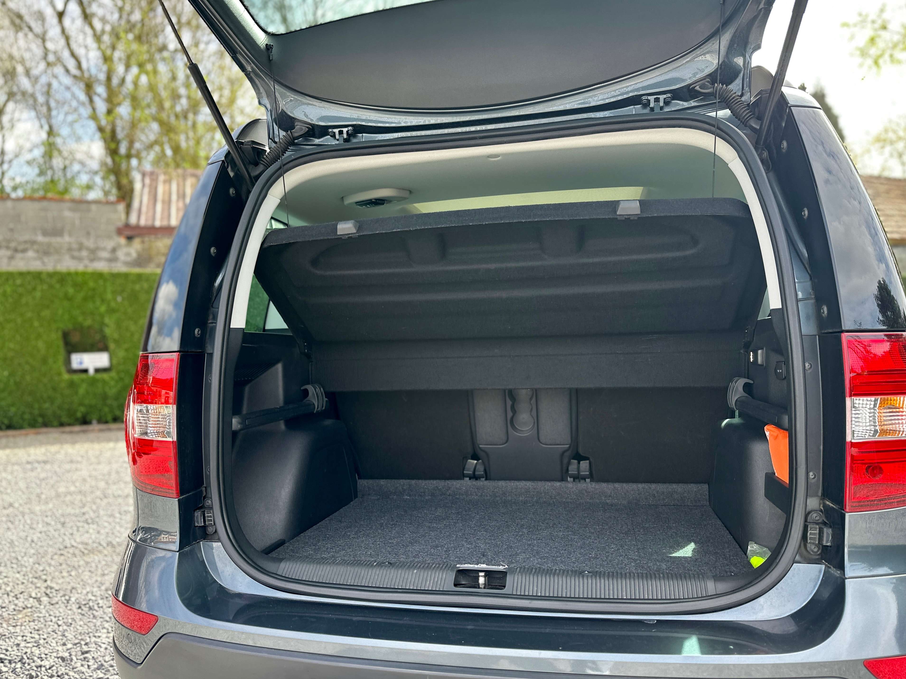Skoda Yeti 1.2i Outlander / ELECTRIC PANO / CAMERA / AUTOMATIC