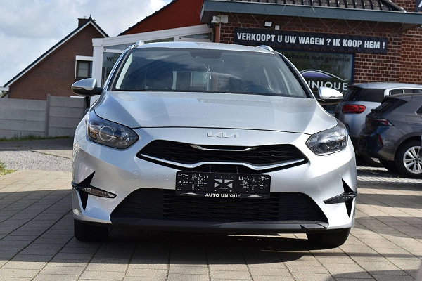 Kia Ceed SW / cee'd SW 1.0 T-GDi *LEZ BXL 2035 * Camera*CarPlay*249€ PAR MOIS SANS ACOMP