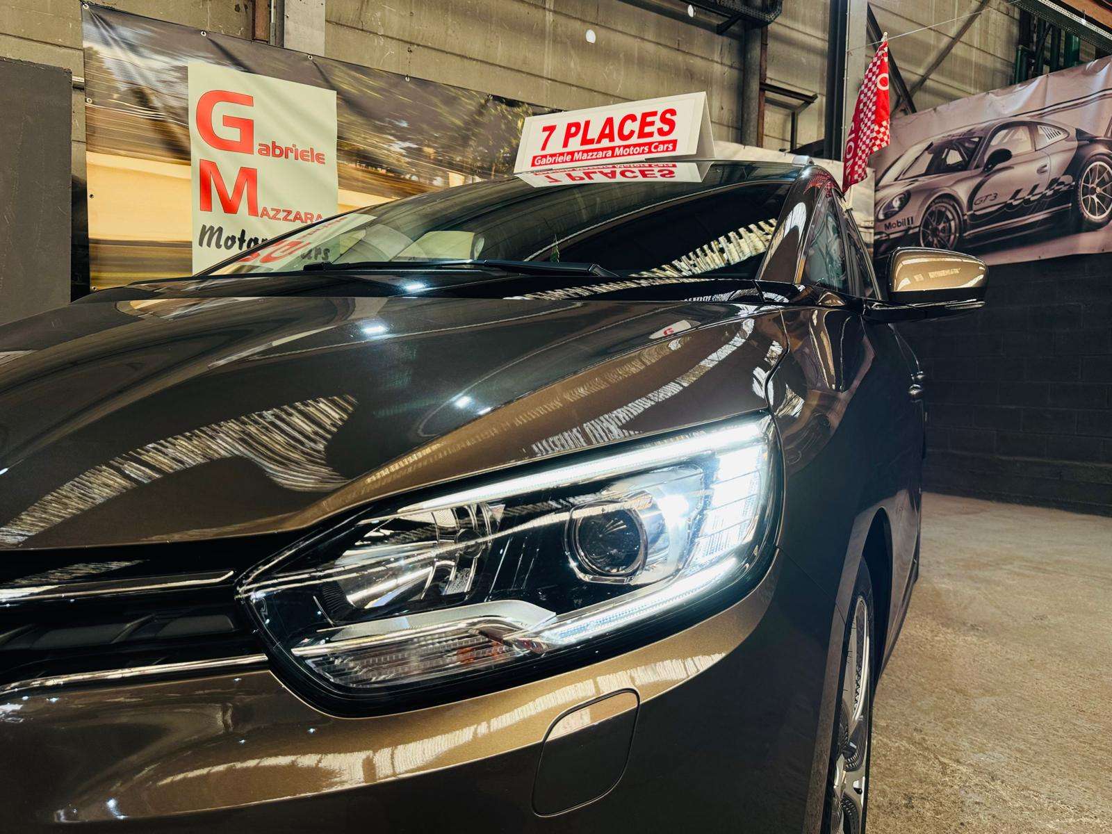 Renault Grand Scenic Grand Scénic 1.5DCI 7 Places Xénon LED GPS Airco Sièges chauffants J.A PDC