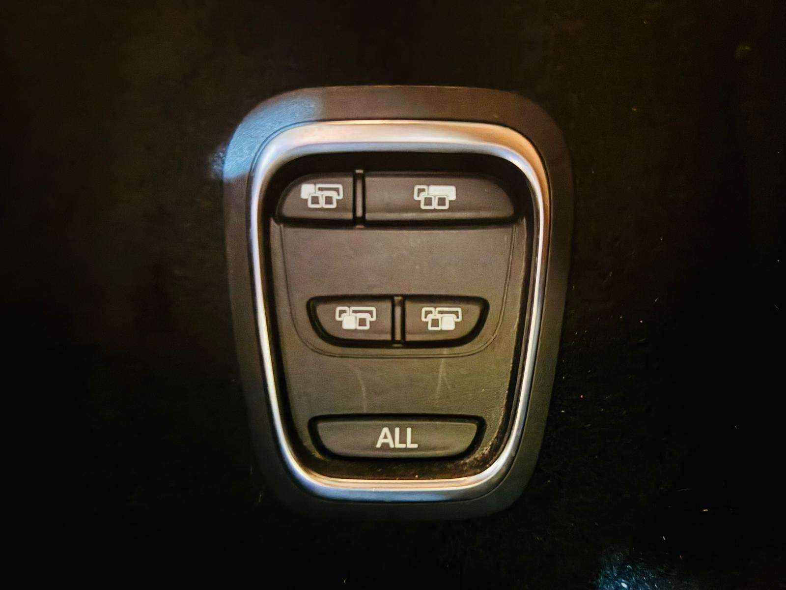 Renault Grand Scenic Grand Scénic 1.5DCI 7 Places Xénon LED GPS Airco Sièges chauffants J.A PDC