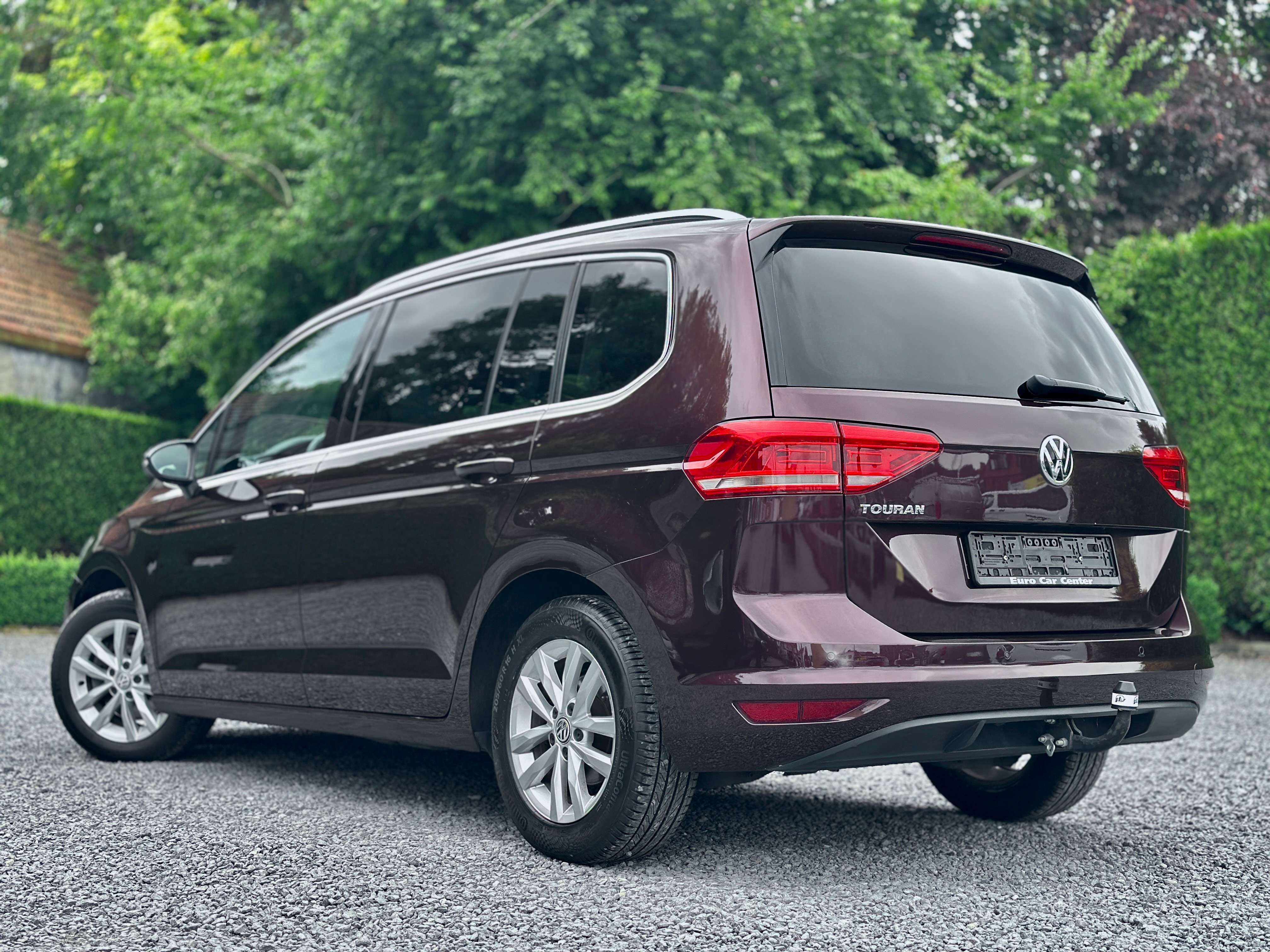 Volkswagen Touran 1.6 TDi SCR Trendline / ADAPT. CRUISE / ASSIST OPT. / TREKHAAK