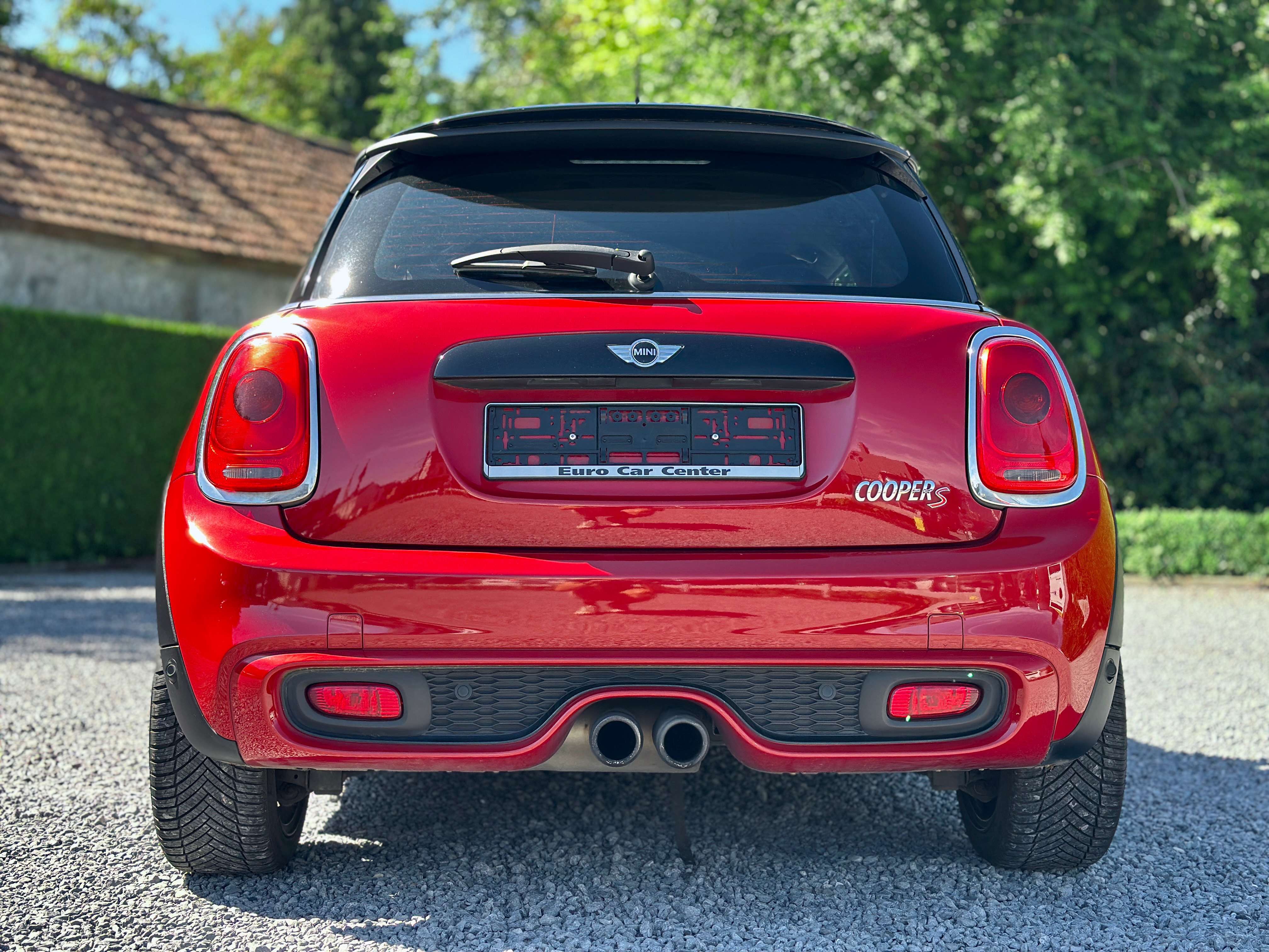 MINI Cooper S 2.0 AS Automaat / Sfeerverlichting / 17" zwarte velg