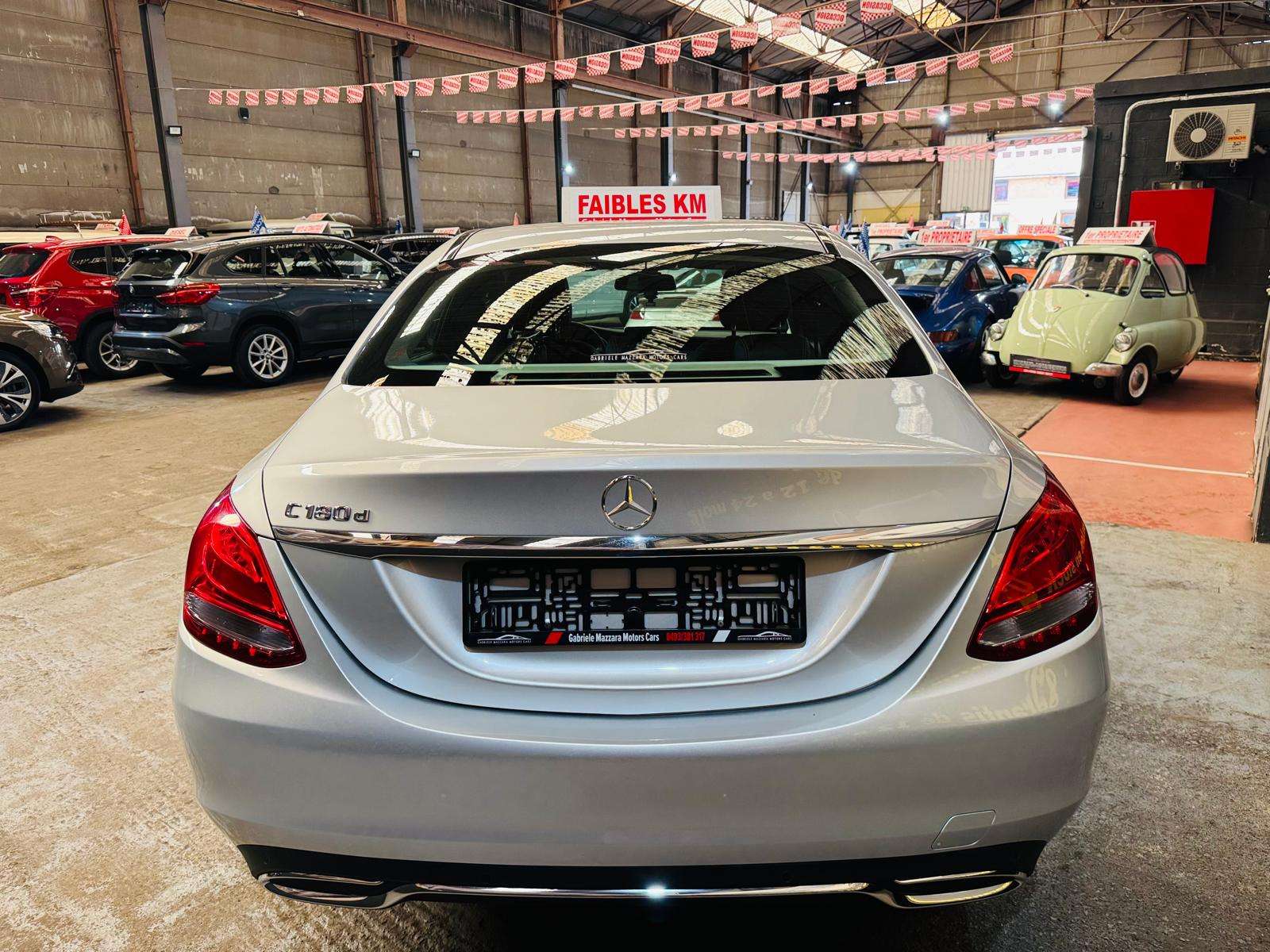 Mercedes-Benz C 180 C180d GPS PDC Cuir LED J.A