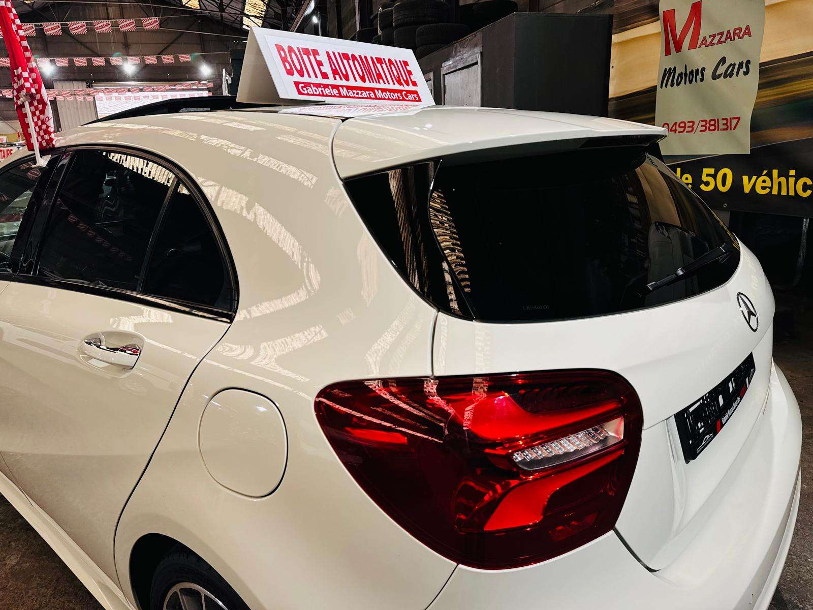 Mercedes-Benz A 200 A200D Pack AMG Automatique Caméra Toit Panoramique PDC Clim Cuir LED