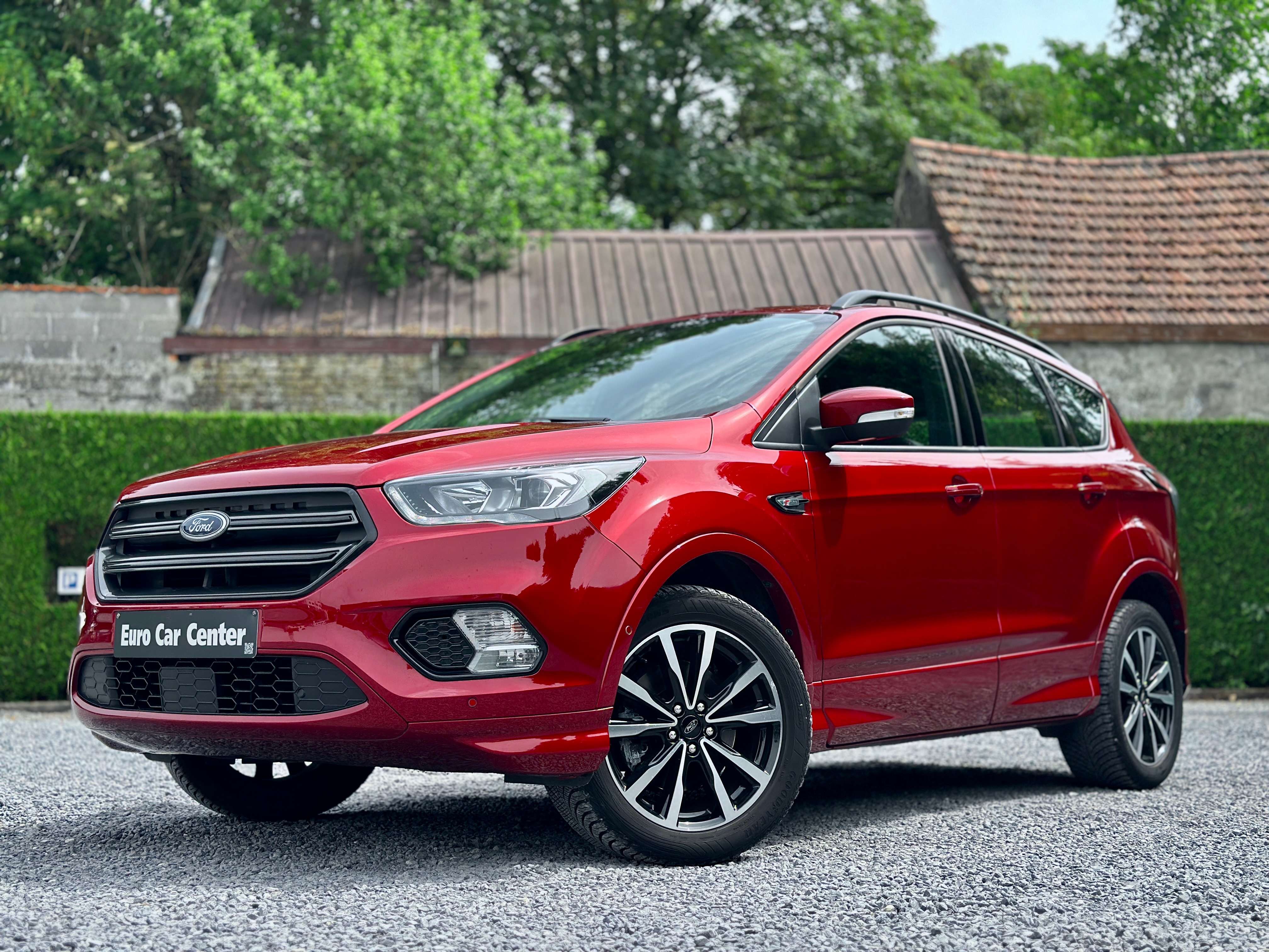 Ford Kuga 15 EcoBoost ST-Line AWD / ALCANTARA / AUT. PARKEREN