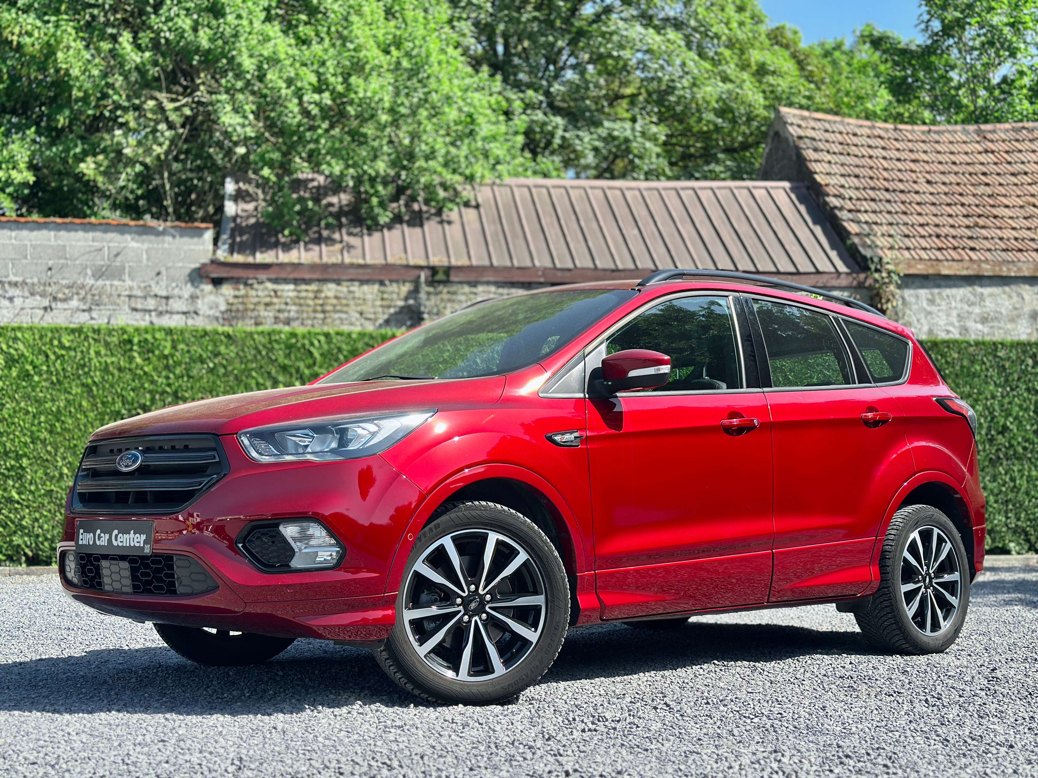 Ford Kuga 15 EcoBoost ST-Line AWD / ALCANTARA / AUT. PARKEREN