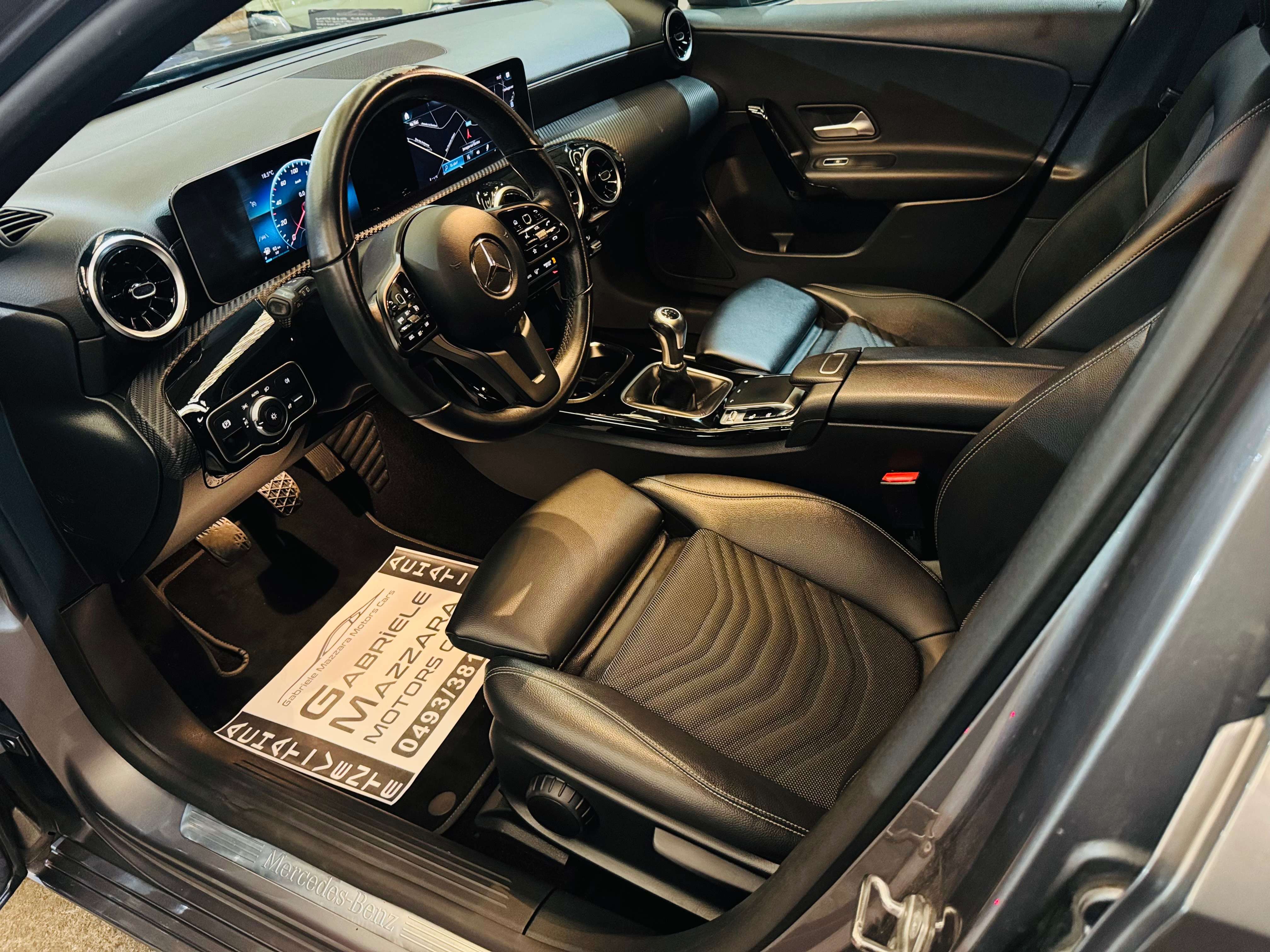 Mercedes-Benz A 160 A 160 Business GPS CarPlay Caméra Cuir J.A