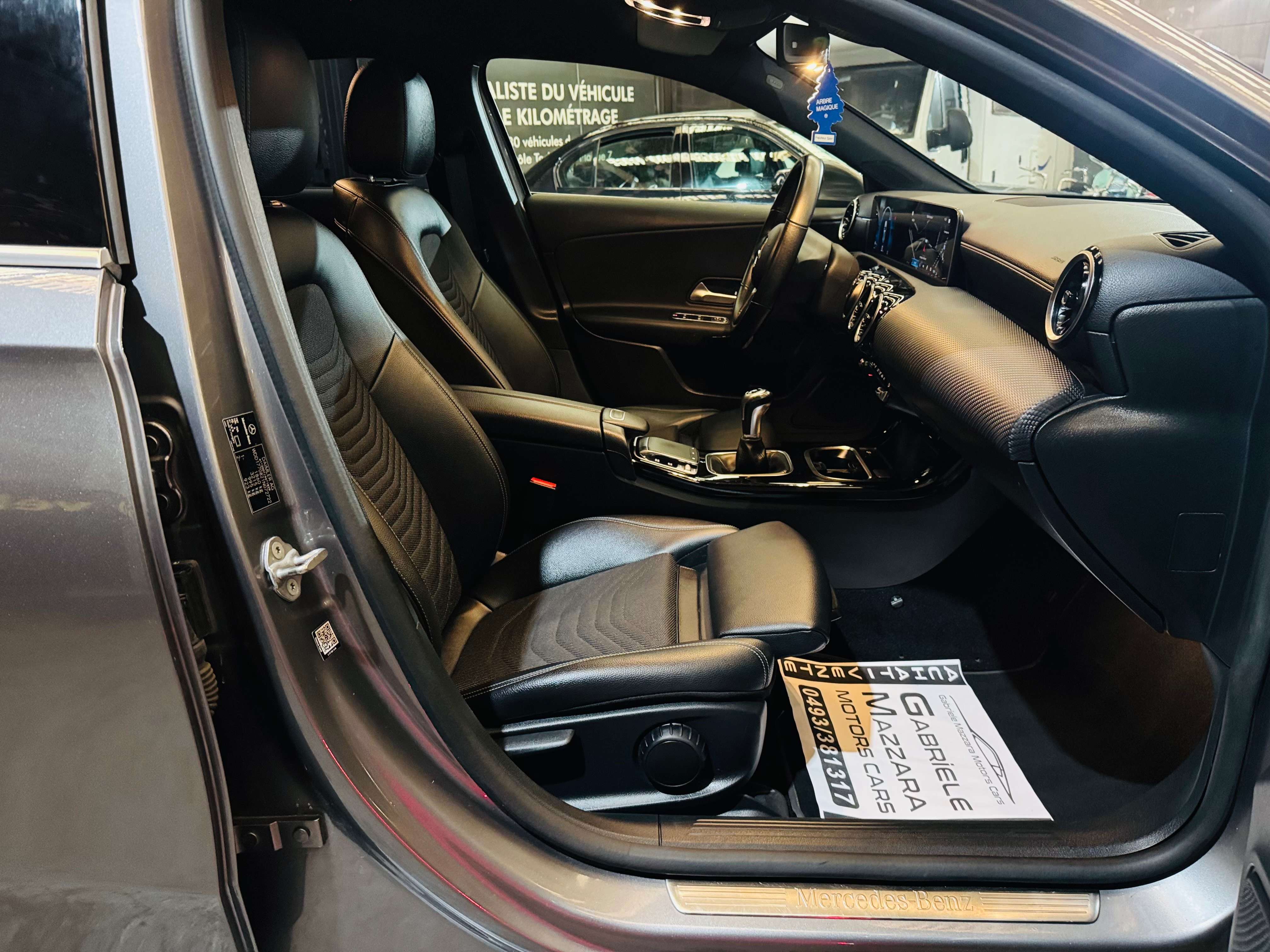 Mercedes-Benz A 160 A 160 Business GPS CarPlay Caméra Cuir J.A