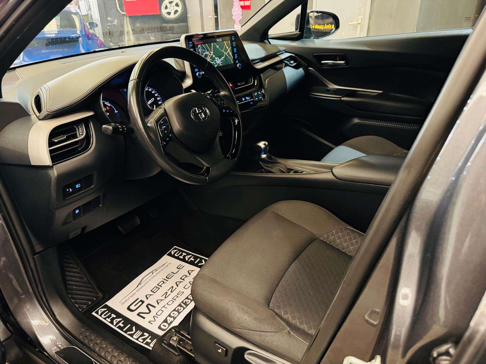 Toyota C-HR C-HR Hybrid 1.8i VVT-i CarPlay Caméra