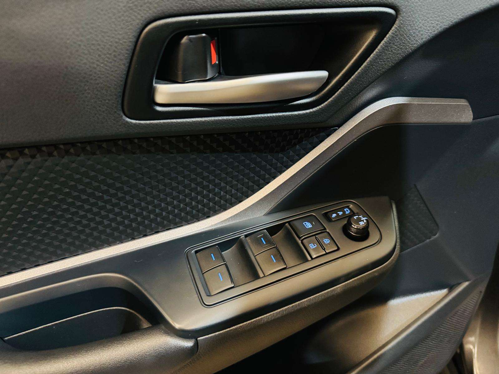 Toyota C-HR C-HR Hybrid 1.8i VVT-i CarPlay Caméra