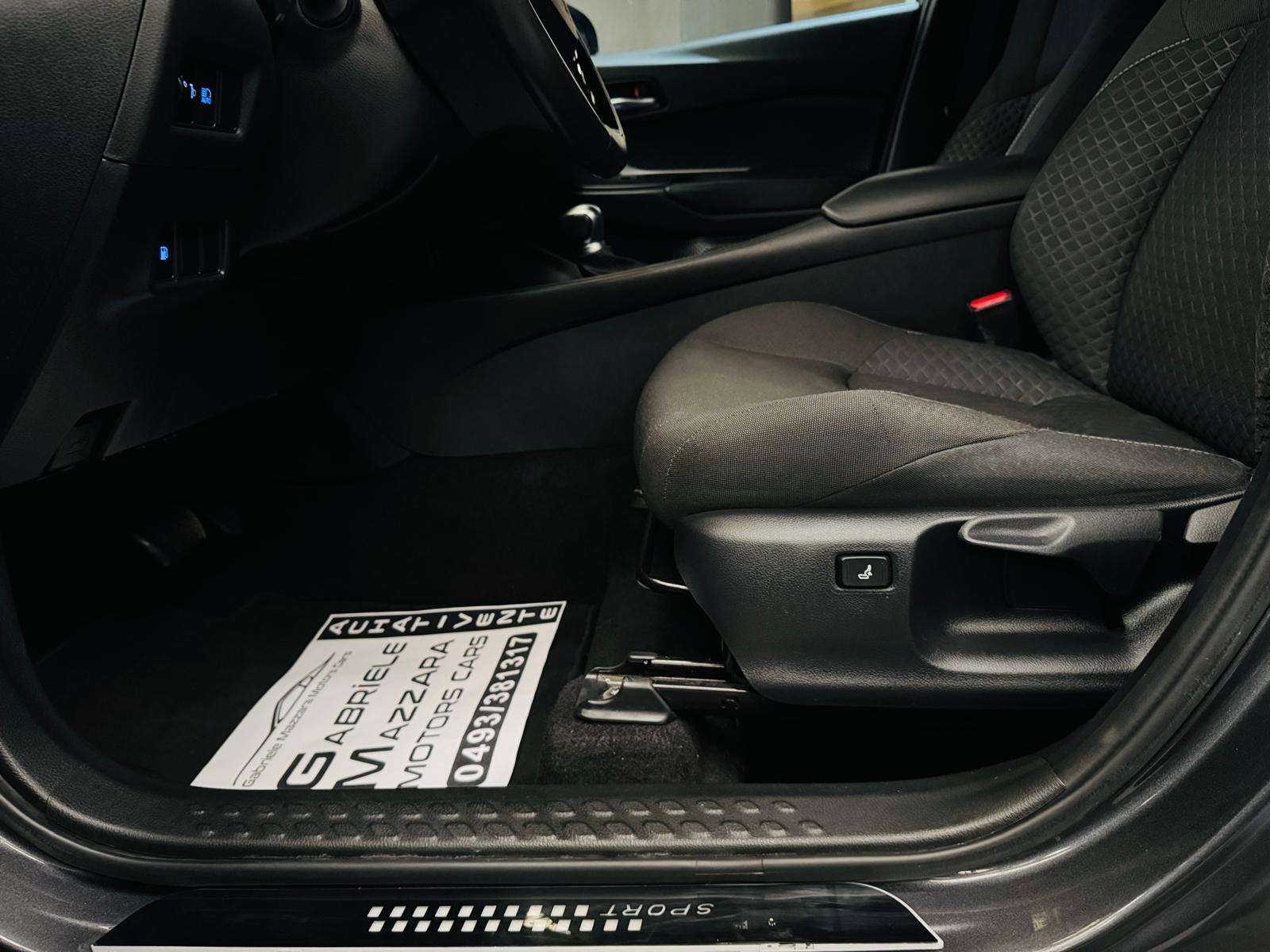 Toyota C-HR C-HR Hybrid 1.8i VVT-i CarPlay Caméra