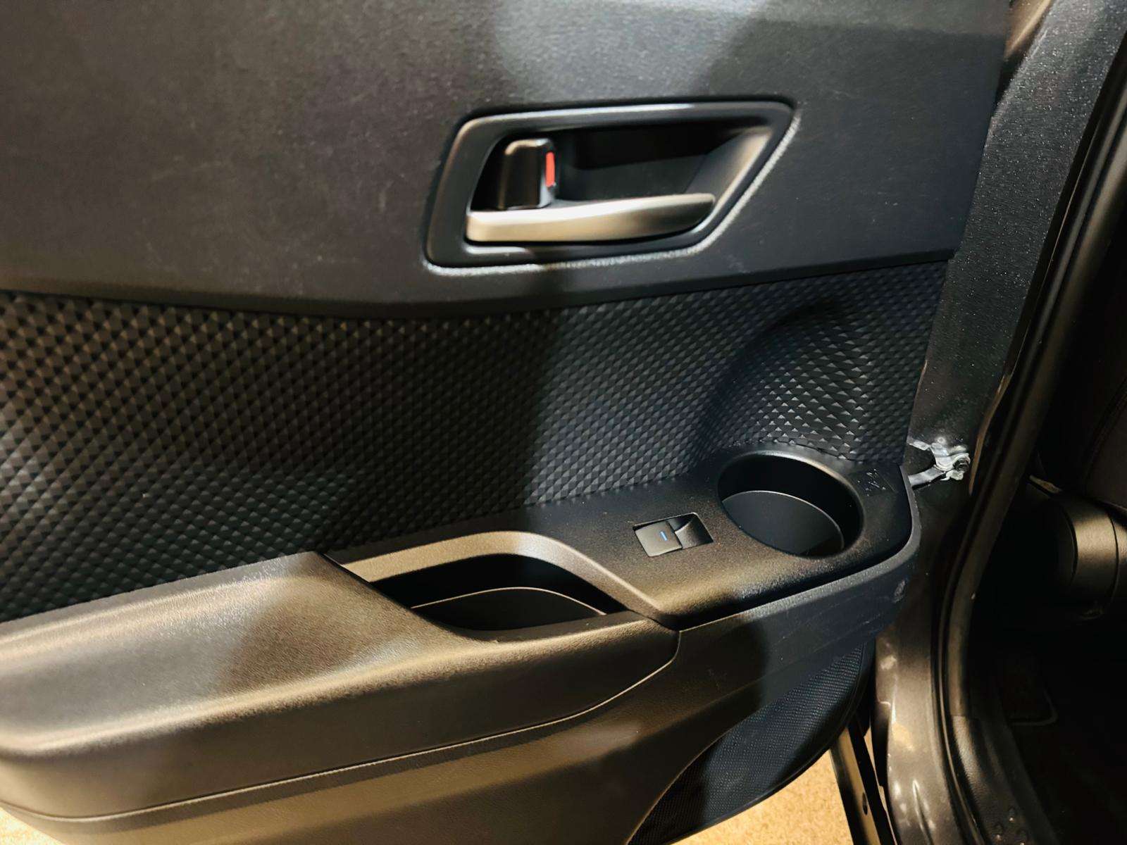Toyota C-HR C-HR Hybrid 1.8i VVT-i CarPlay Caméra