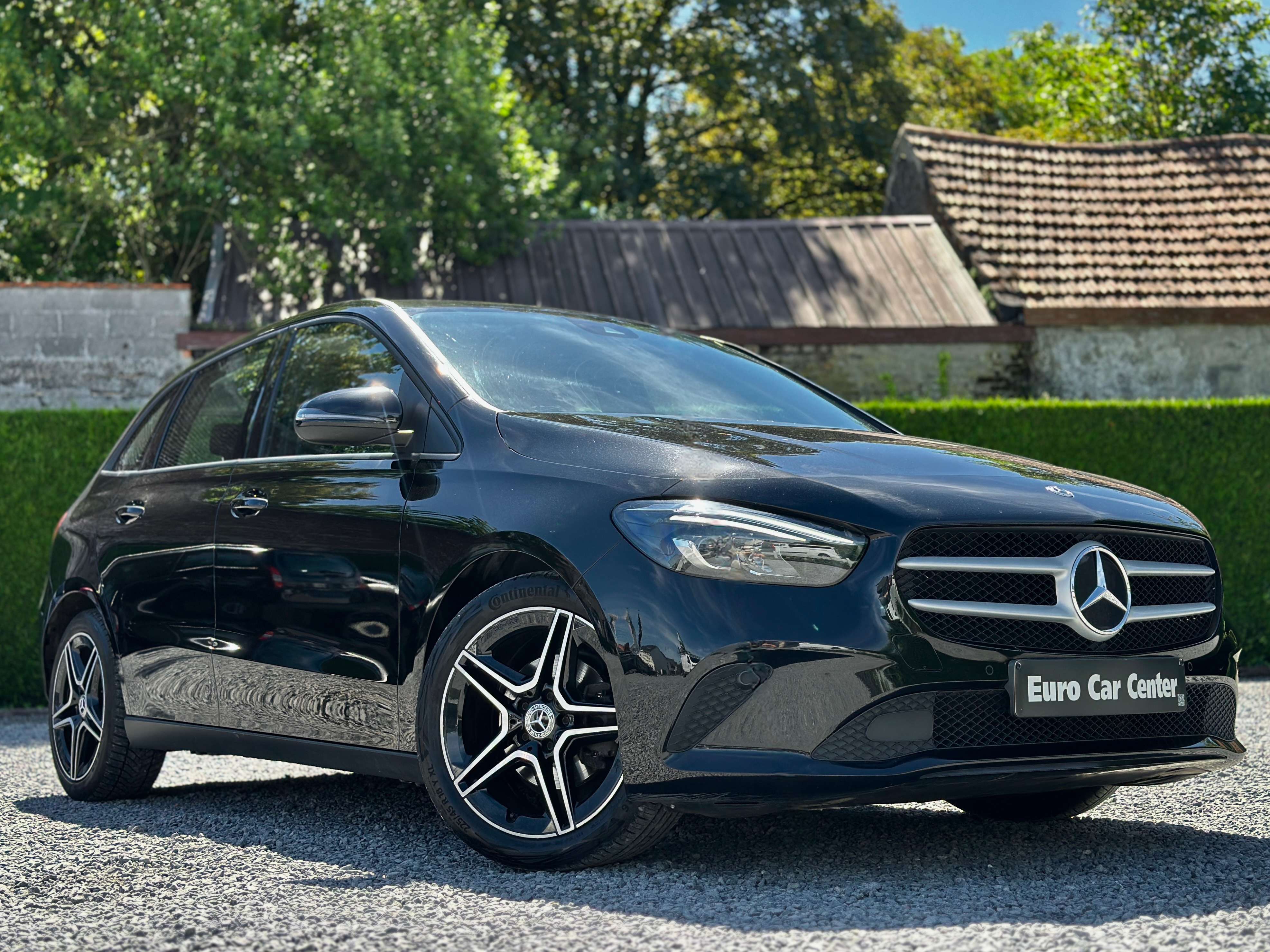 Mercedes-Benz B 180 d Business Solution Automaat  AMG-LINE / CARPLAY / CAMERA