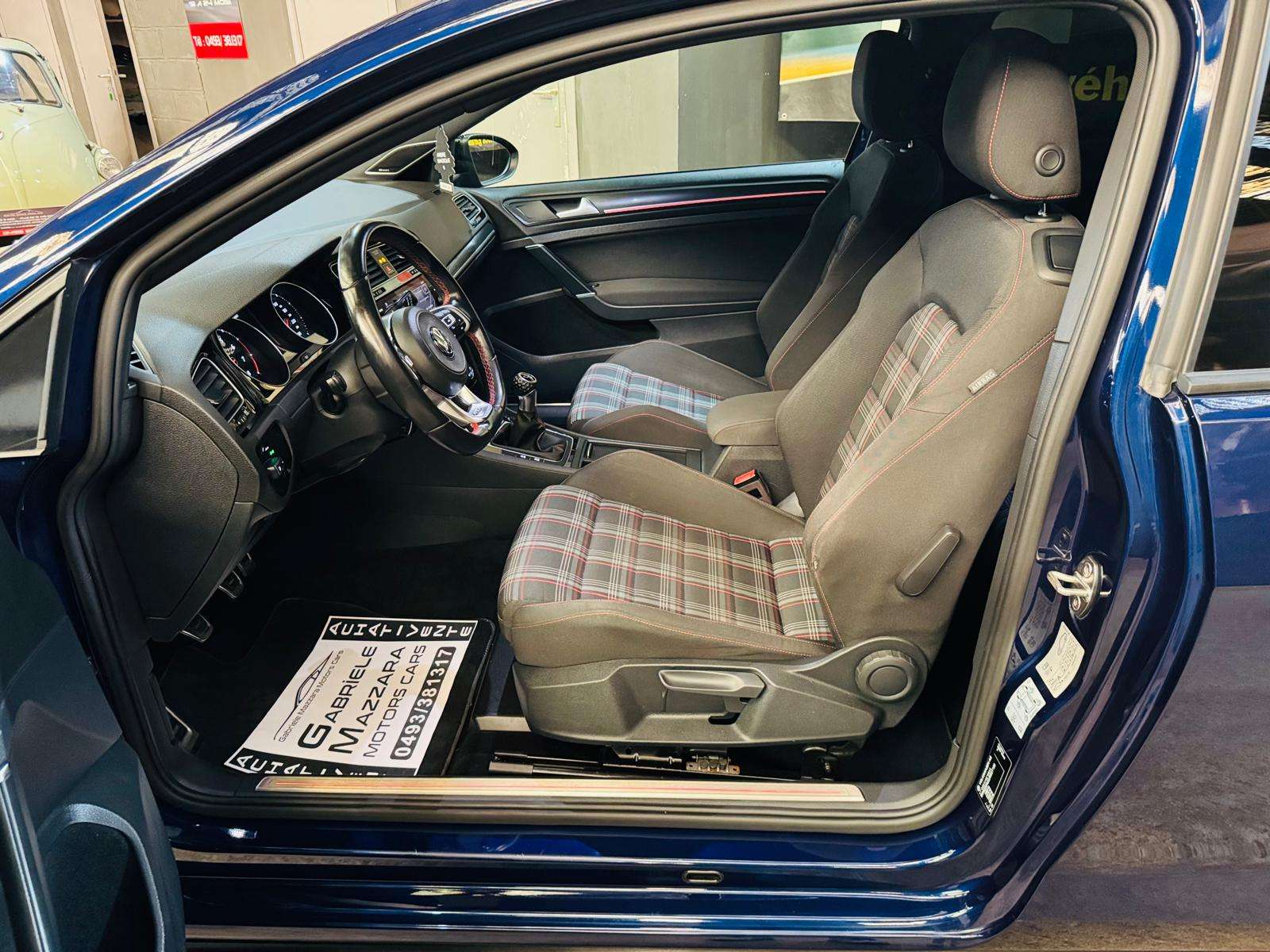 Volkswagen Golf GTI 2.0TSI Airco GPS Caméra CarPlay PDC Matrix Kit Maxtone