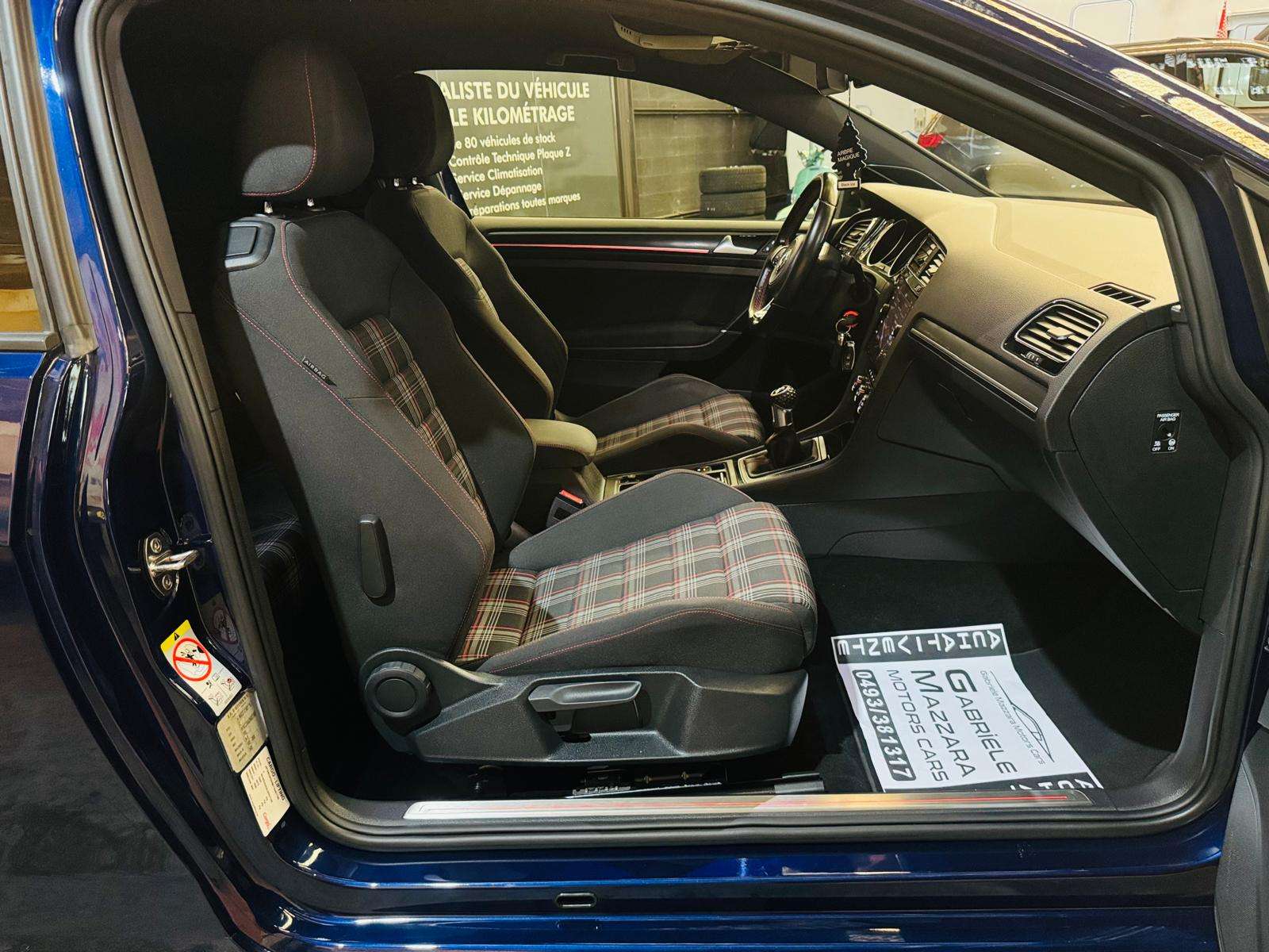 Volkswagen Golf GTI 2.0TSI Airco GPS Caméra CarPlay PDC Matrix Kit Maxtone