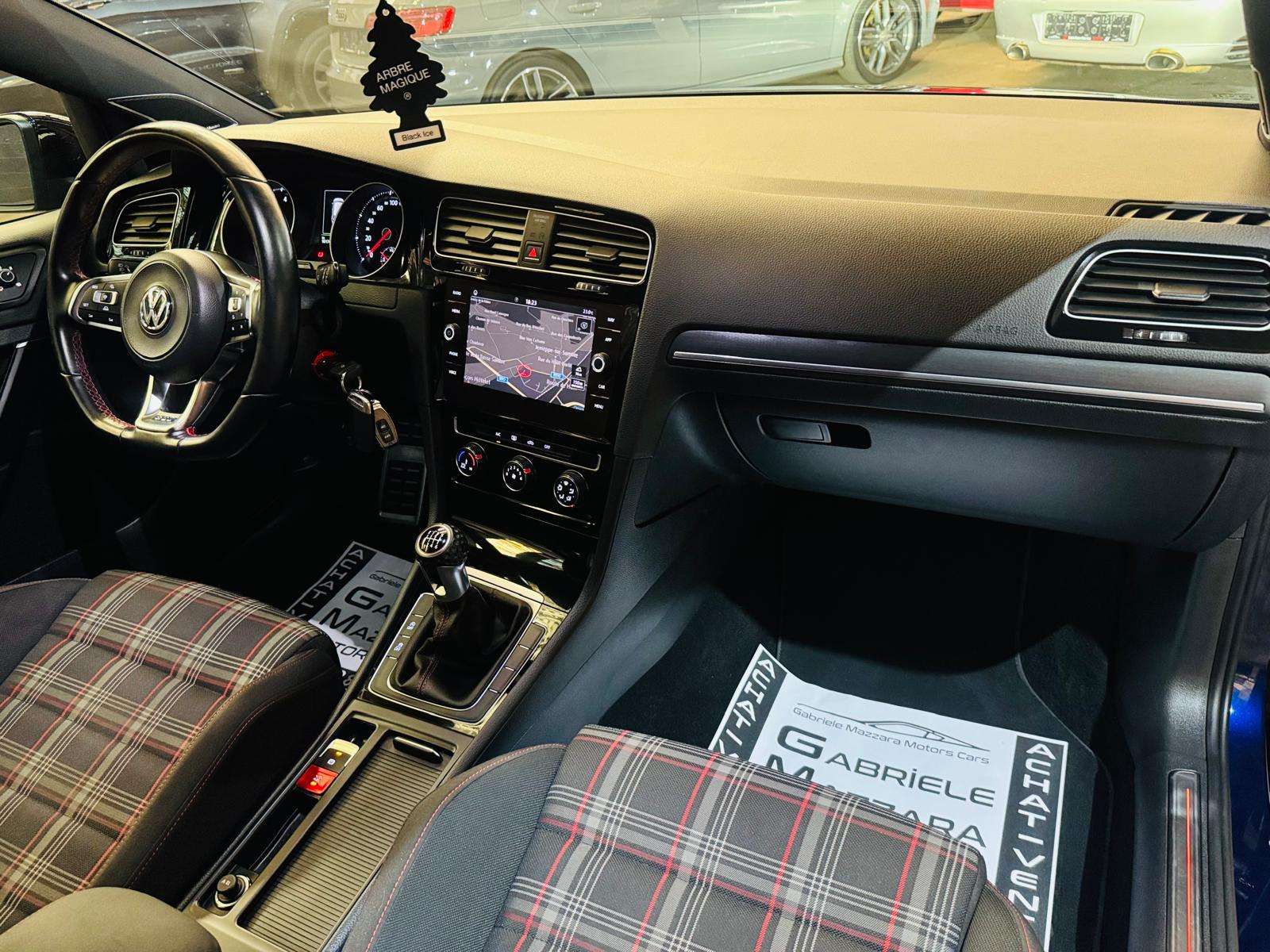 Volkswagen Golf GTI 2.0TSI Airco GPS Caméra CarPlay PDC Matrix Kit Maxtone