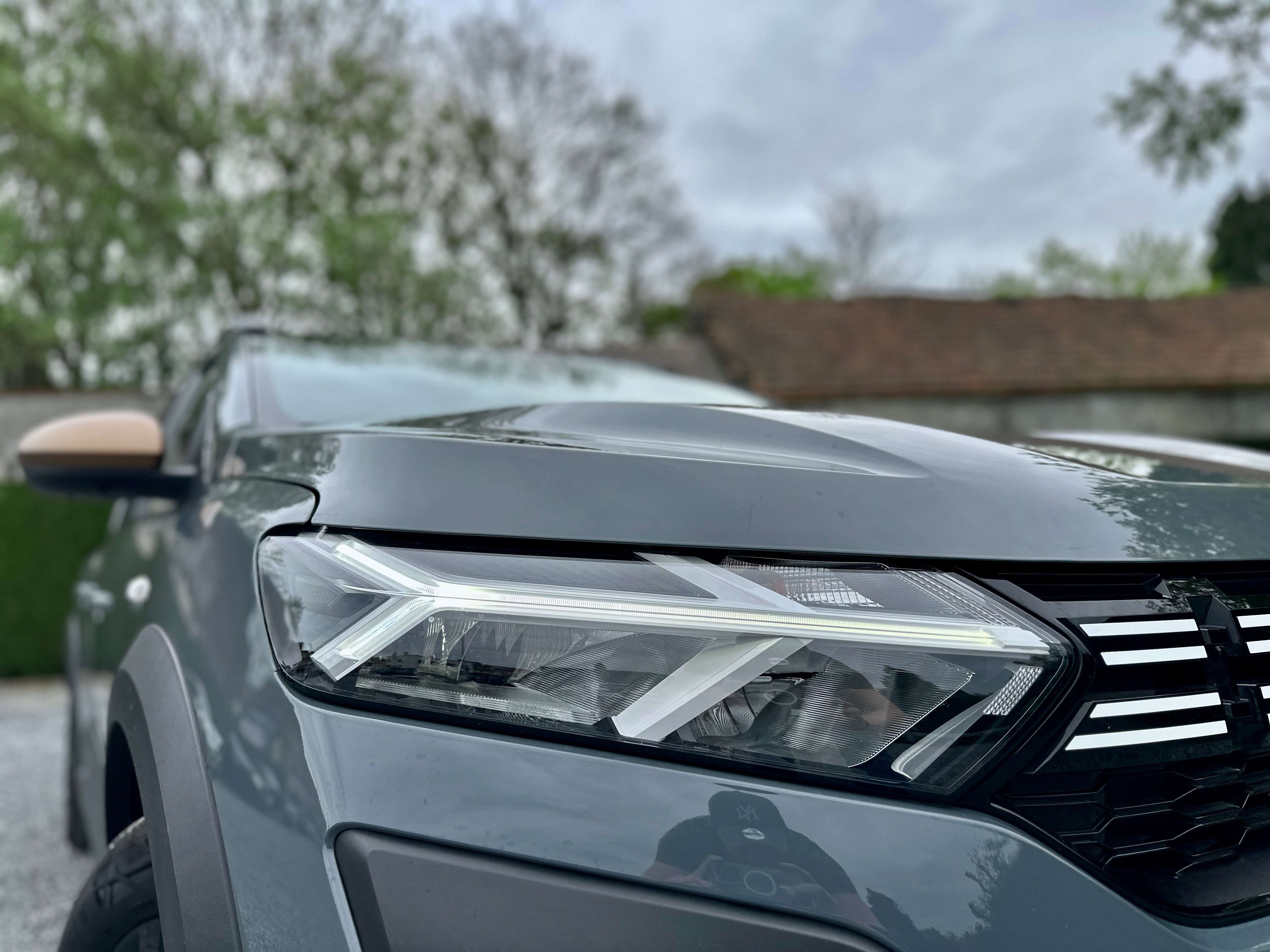 Dacia Jogger 1.6 Extreme Hybrid 140 / ASSIST / CARPLAY /