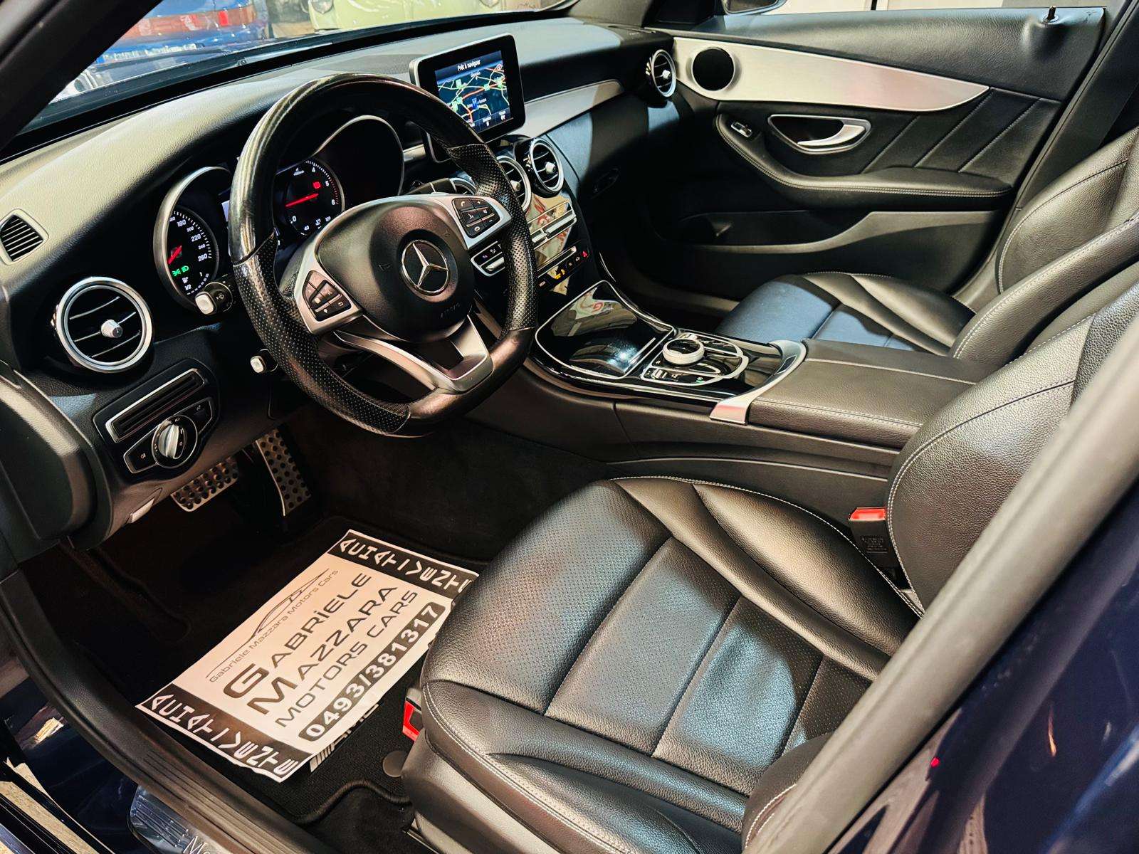 Mercedes-Benz C 200 C 200D Pack AMG Automatique LED Toit Pano GPS Cuir 18"