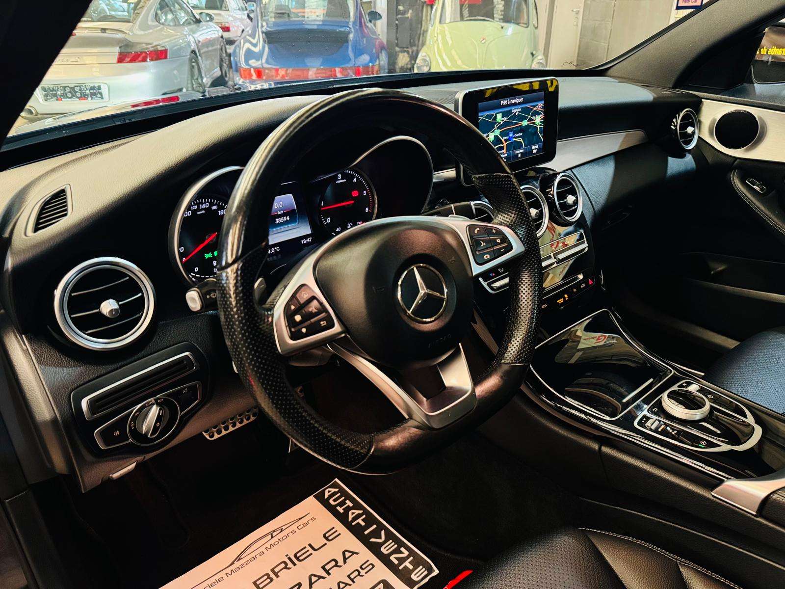 Mercedes-Benz C 200 C 200D Pack AMG Automatique LED Toit Pano GPS Cuir 18"
