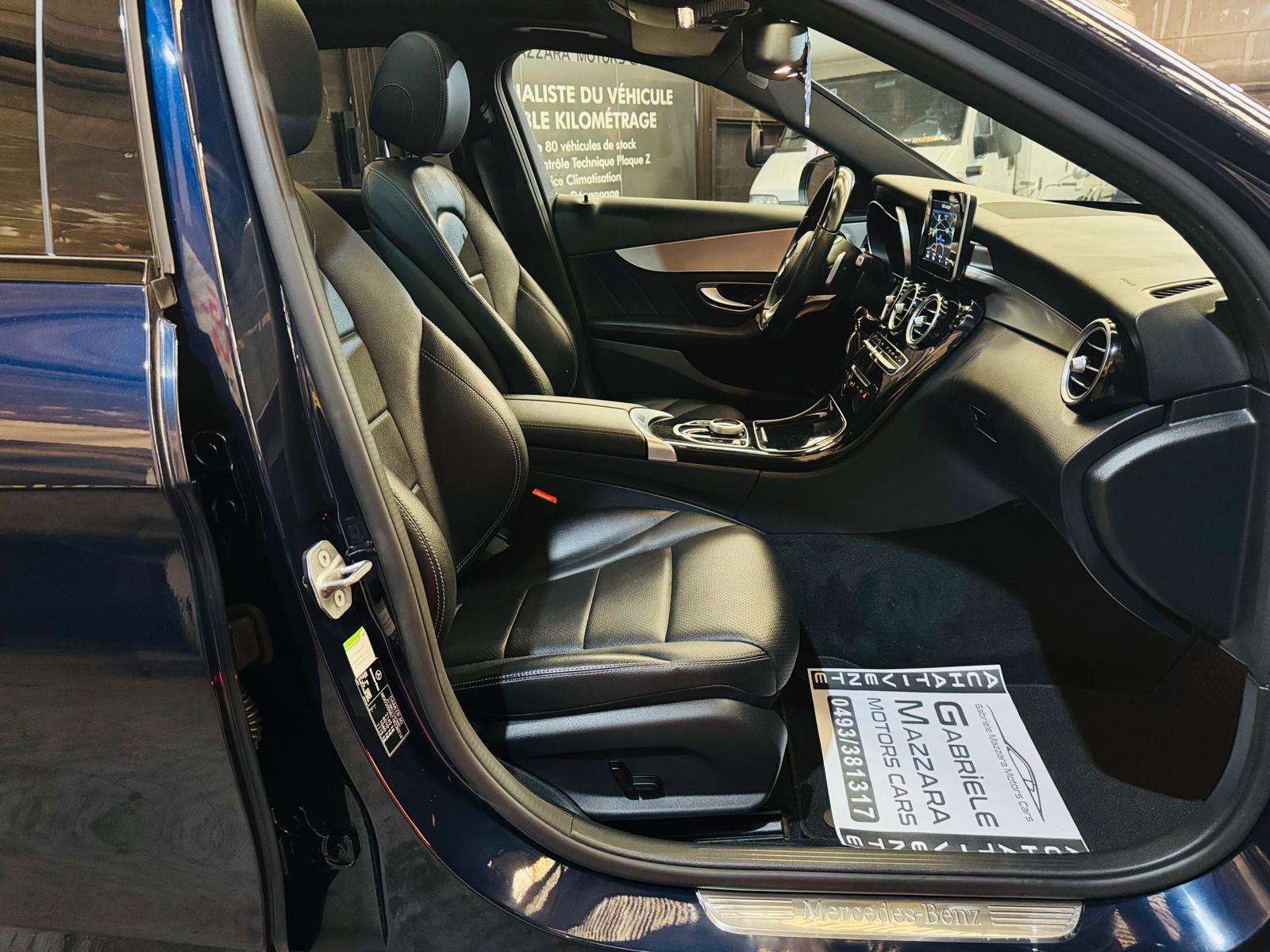 Mercedes-Benz C 200 C 200D Pack AMG Automatique LED Toit Pano GPS Cuir 18"