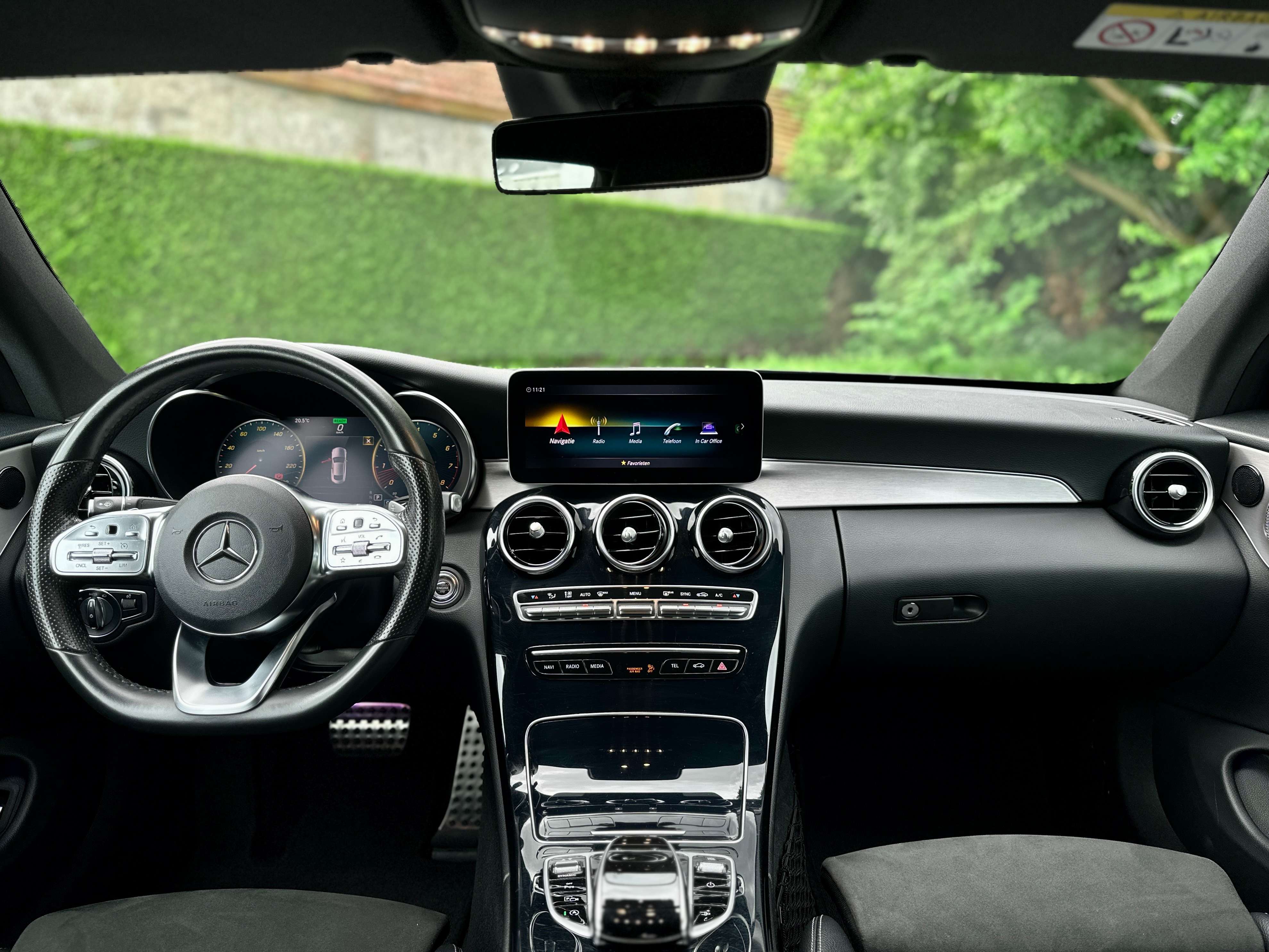 Mercedes-Benz C 200 Coupe C 200 4-Matic MHE / Burmester / Alcantara / LED / Carplay