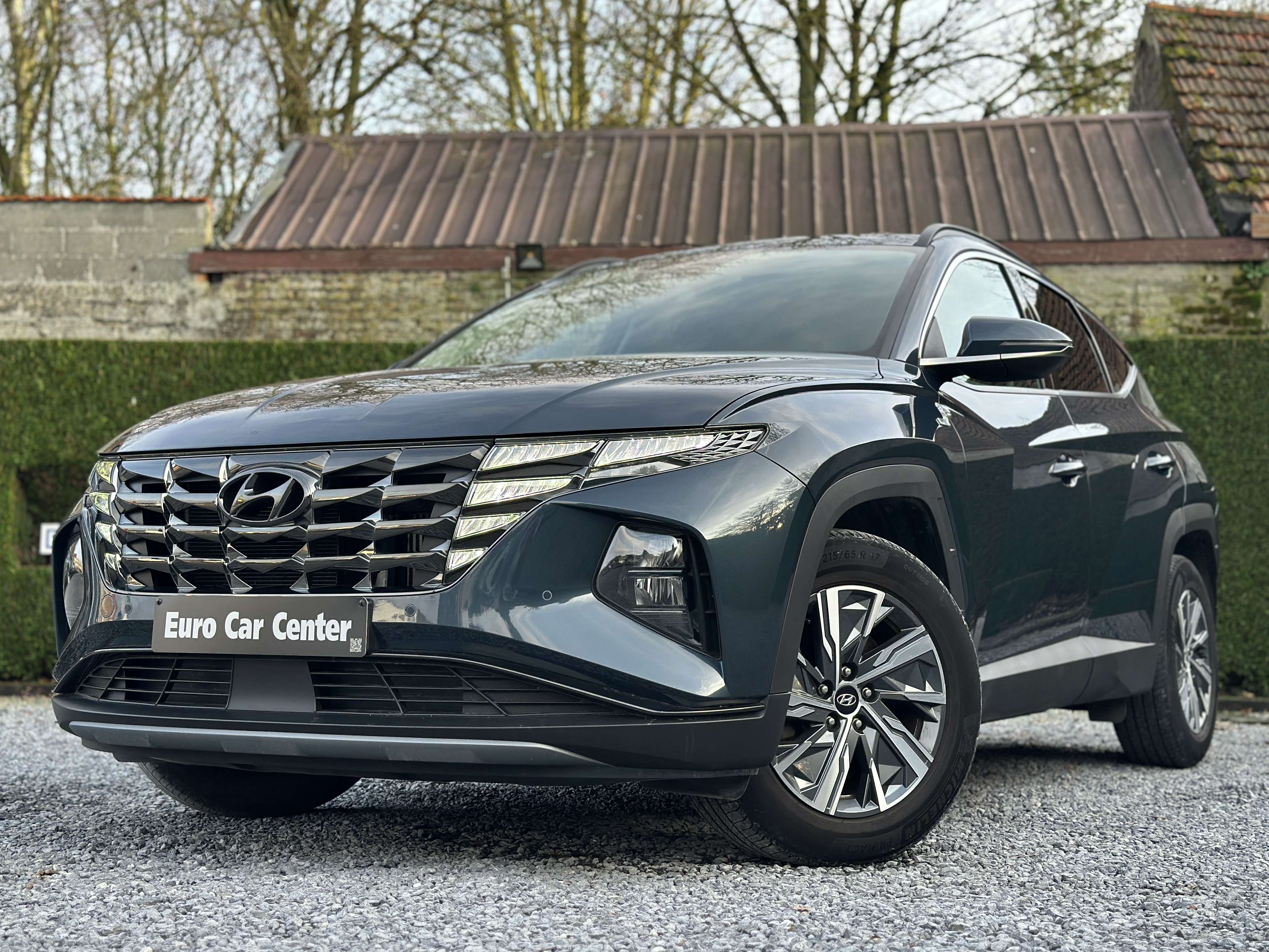 Hyundai TUCSON 1.6 T-GDi MHEV Shine DCT / FULL ASSIST / CARPLAY