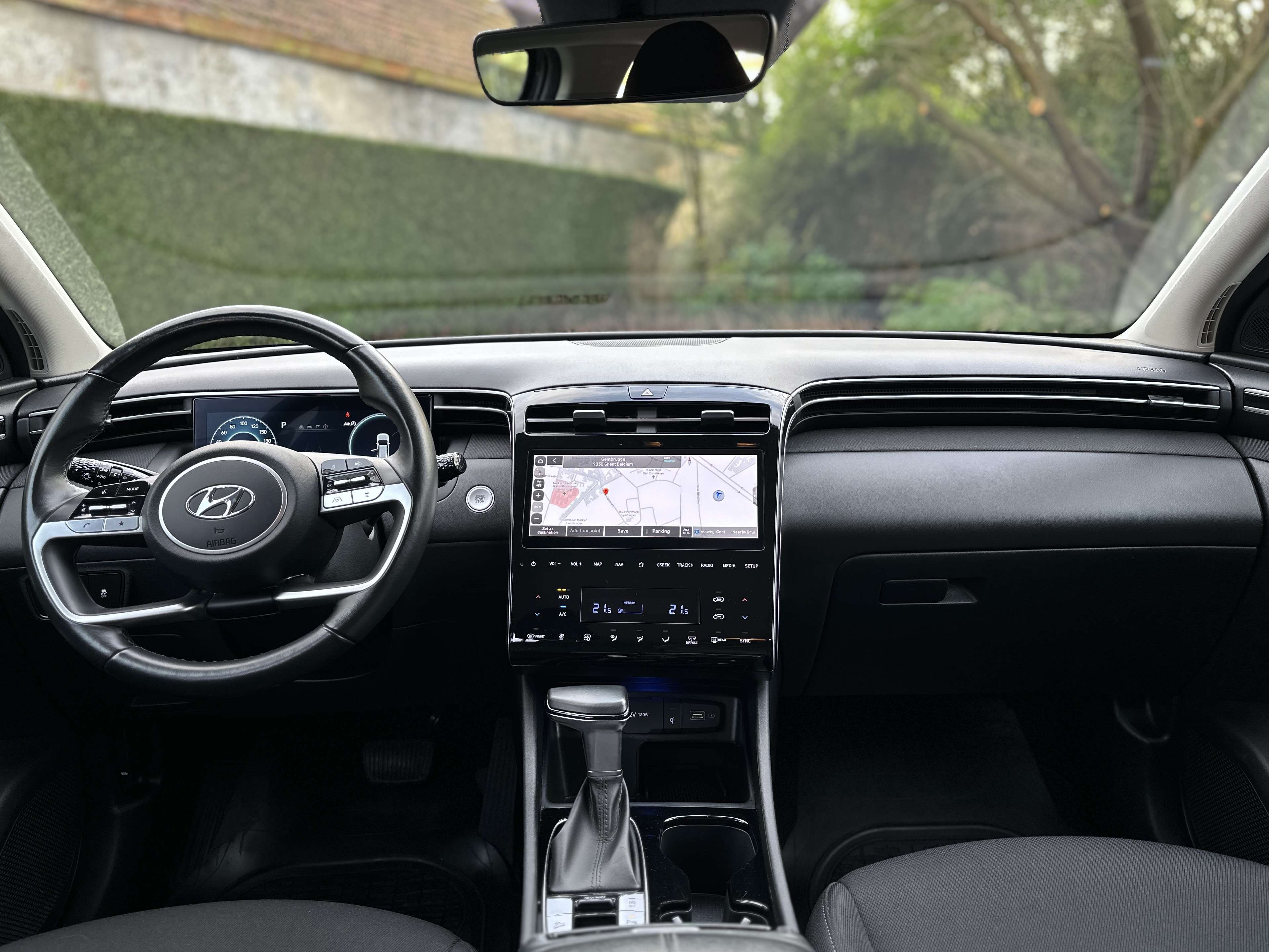 Hyundai TUCSON 1.6 T-GDi MHEV Shine DCT / FULL ASSIST / CARPLAY