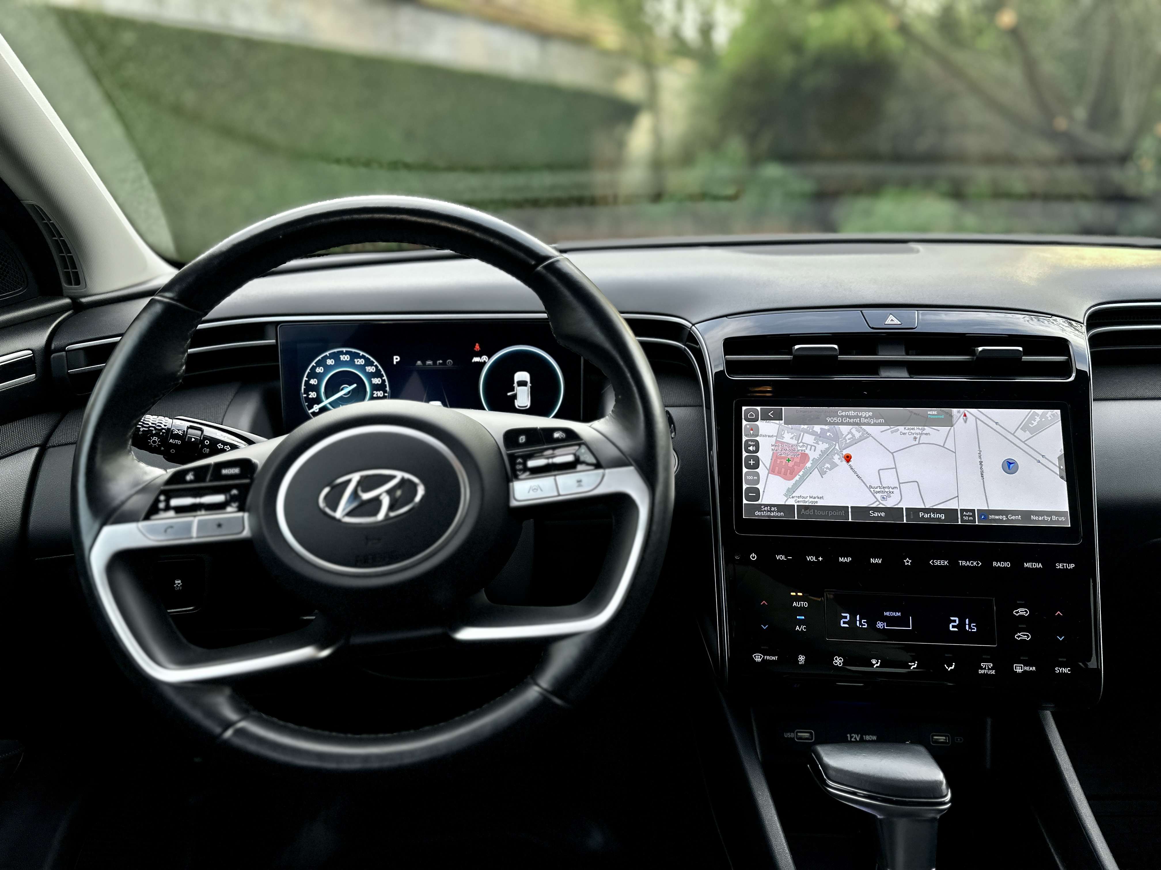 Hyundai TUCSON 1.6 T-GDi MHEV Shine DCT / FULL ASSIST / CARPLAY