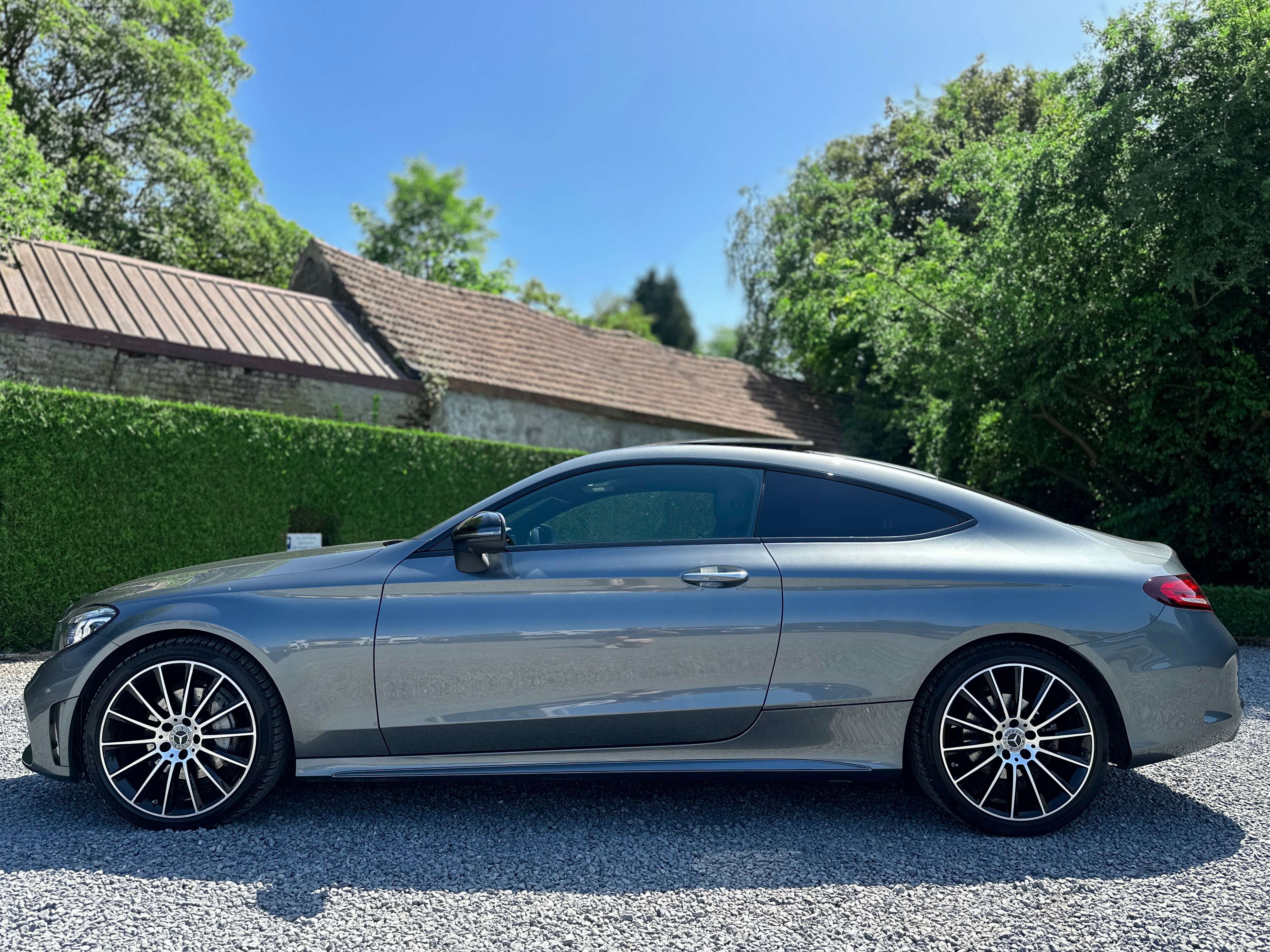 Mercedes-Benz C 200 Coupe AMG-Line Automaat / HUD / BURMESTER / PANO