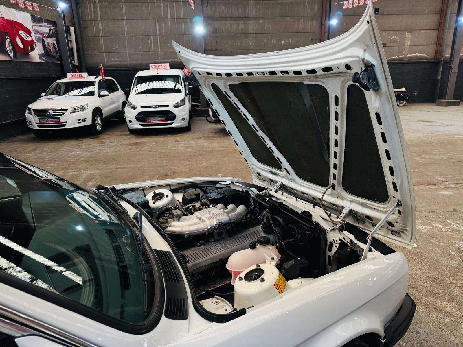 BMW 325 325i E30 M-Tech1 - GARANTIE