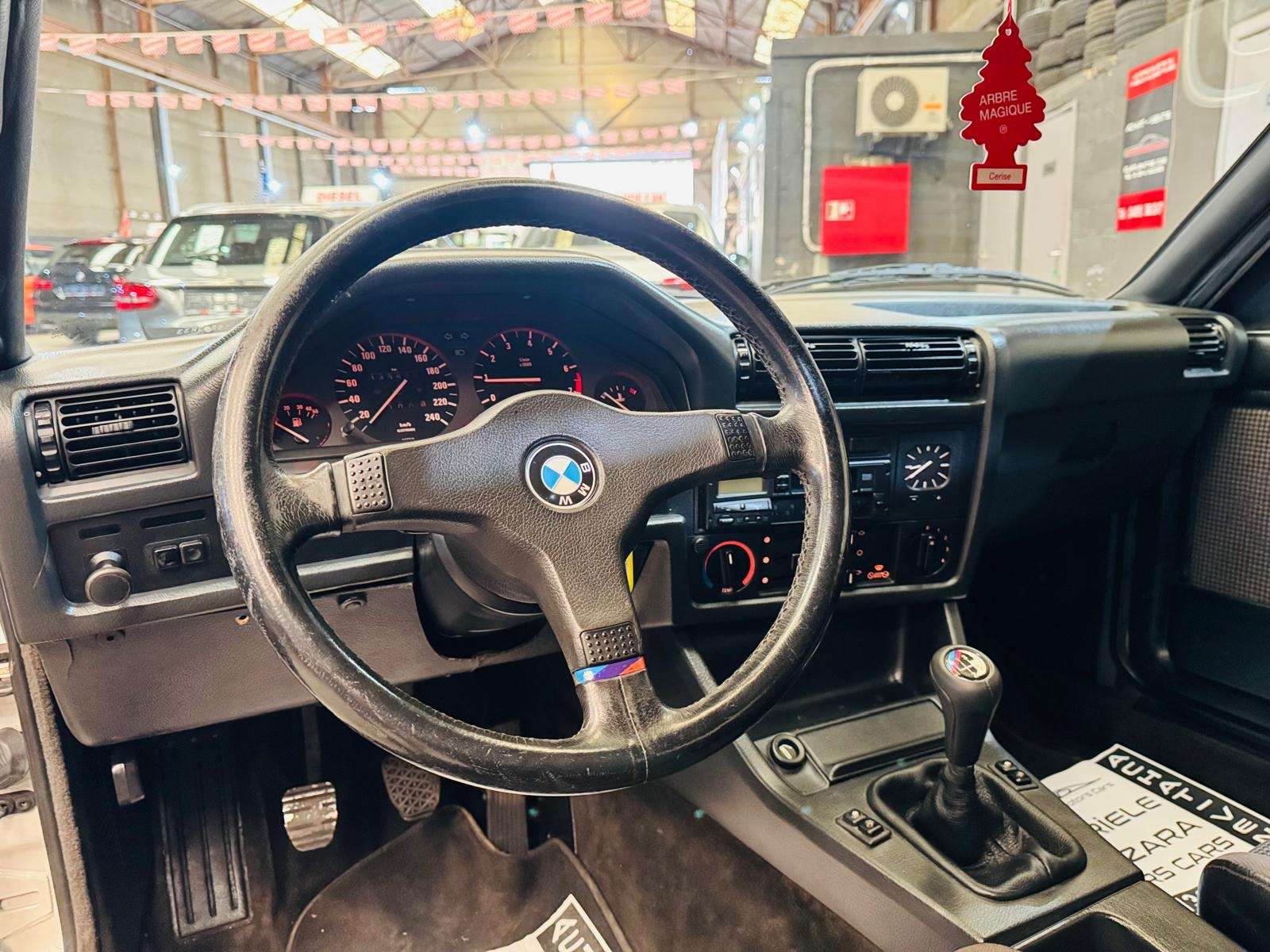 BMW 325 325i E30 M-Tech1 - GARANTIE