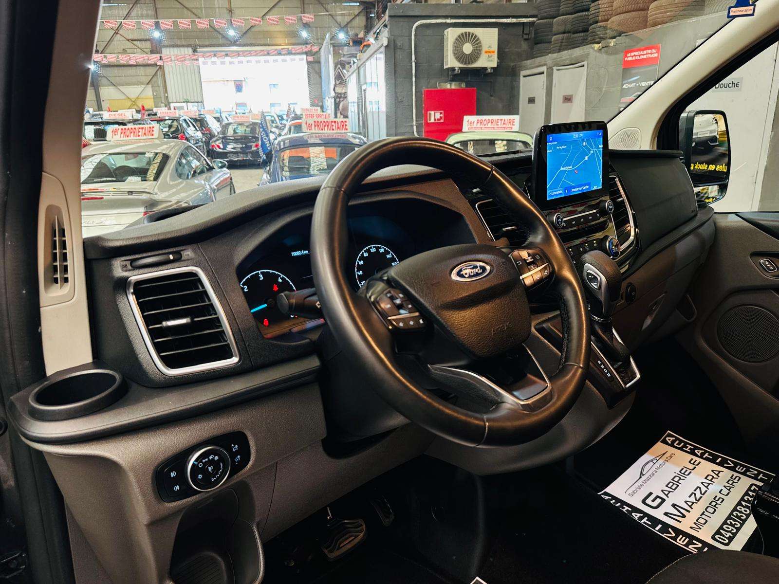 Ford Transit Custom 2.0 TDCi L2H1 Automatique Double portes CarPlay Caméra Attache remorque TVA/BTW 21% Incl