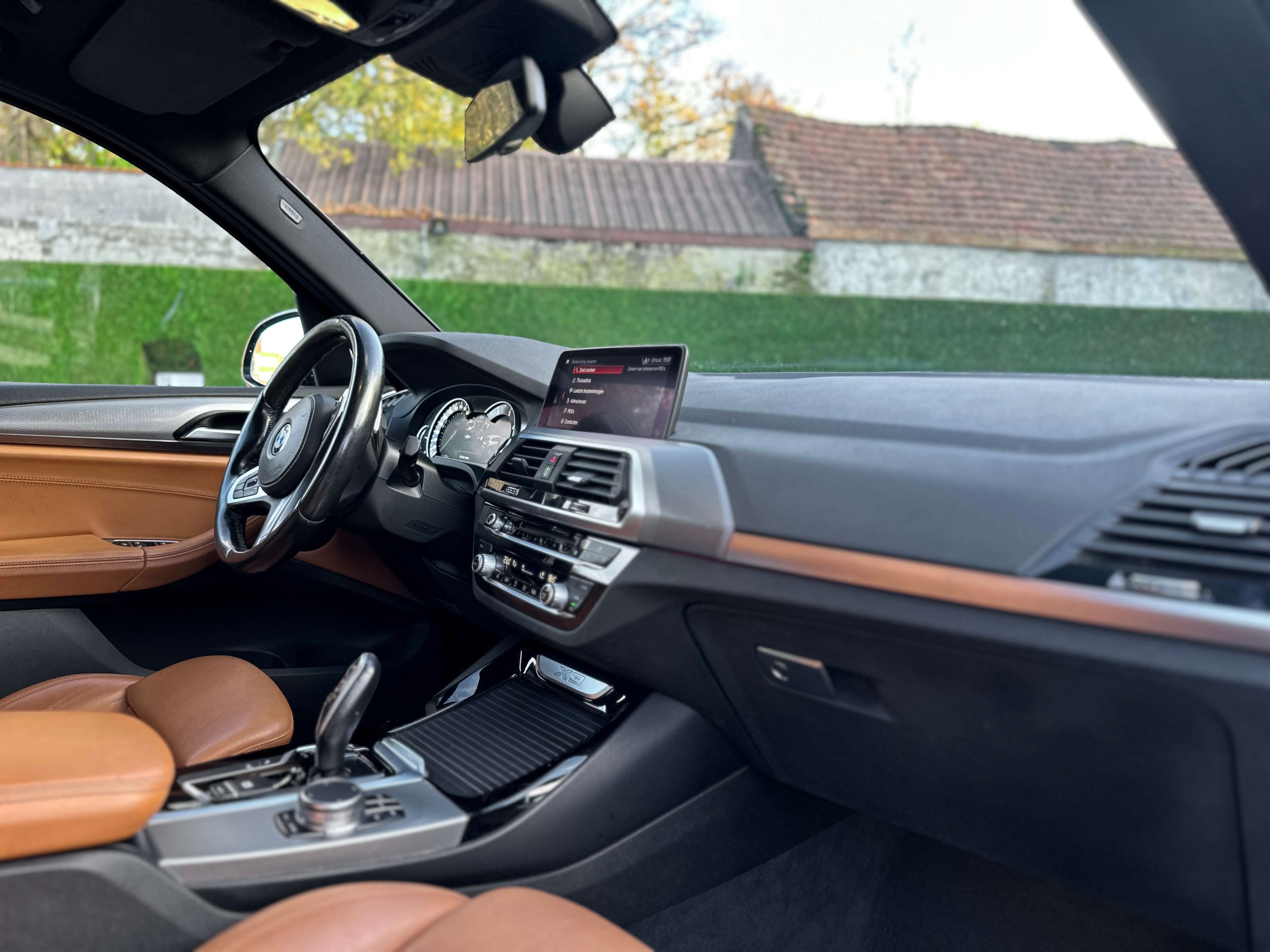 BMW X3 2.0d xDrive M-Pack / CARPLAY / CAMERA